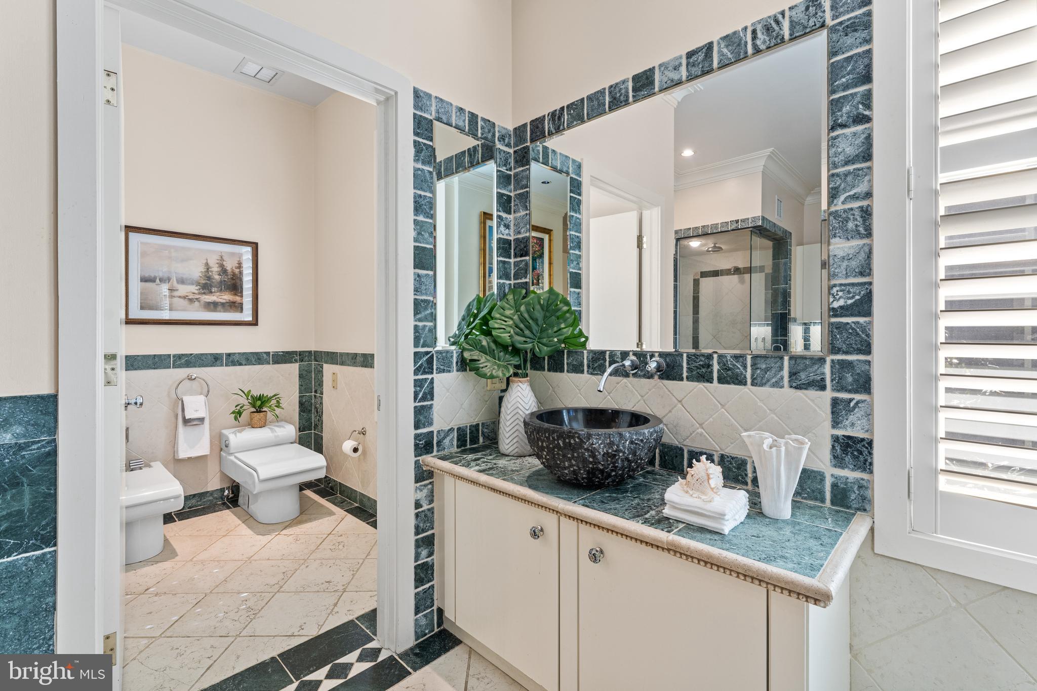 HISTORIC DISTRICT - Residential