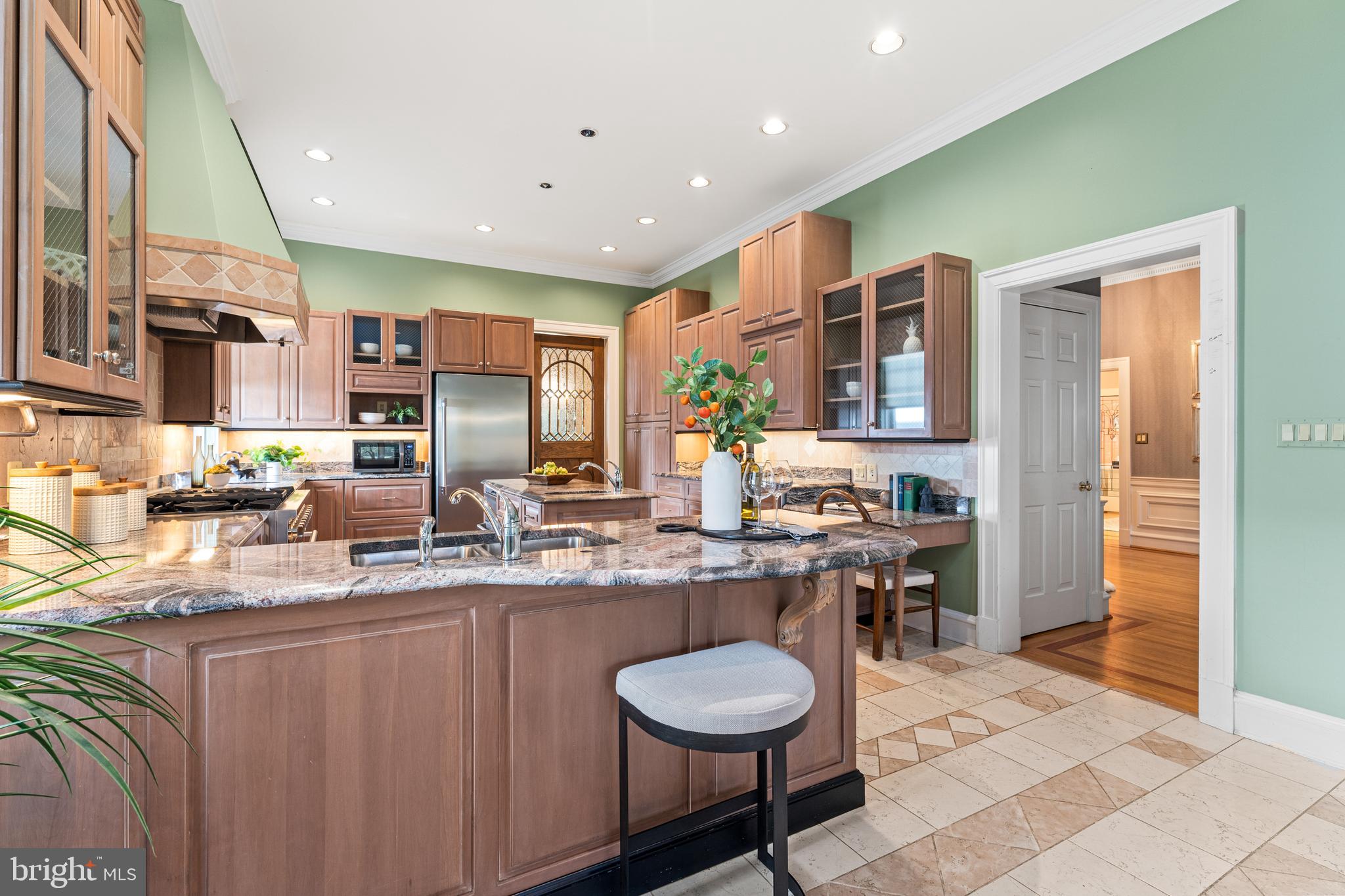 HISTORIC DISTRICT - Residential