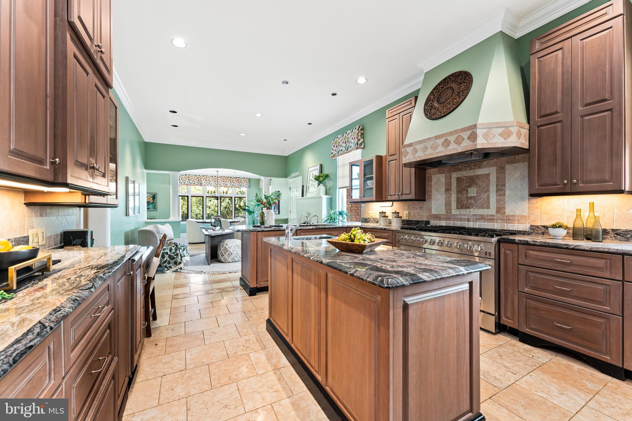 HISTORIC DISTRICT - Residential