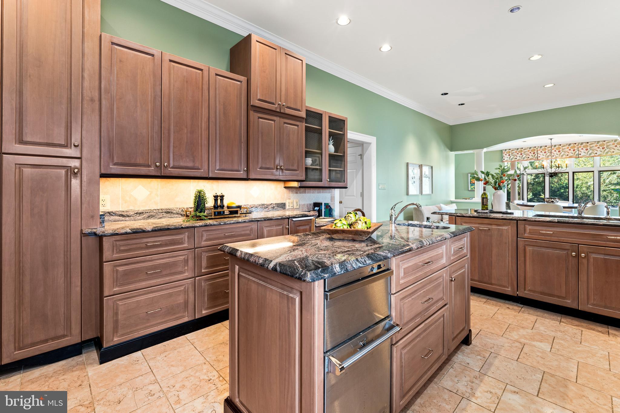 HISTORIC DISTRICT - Residential