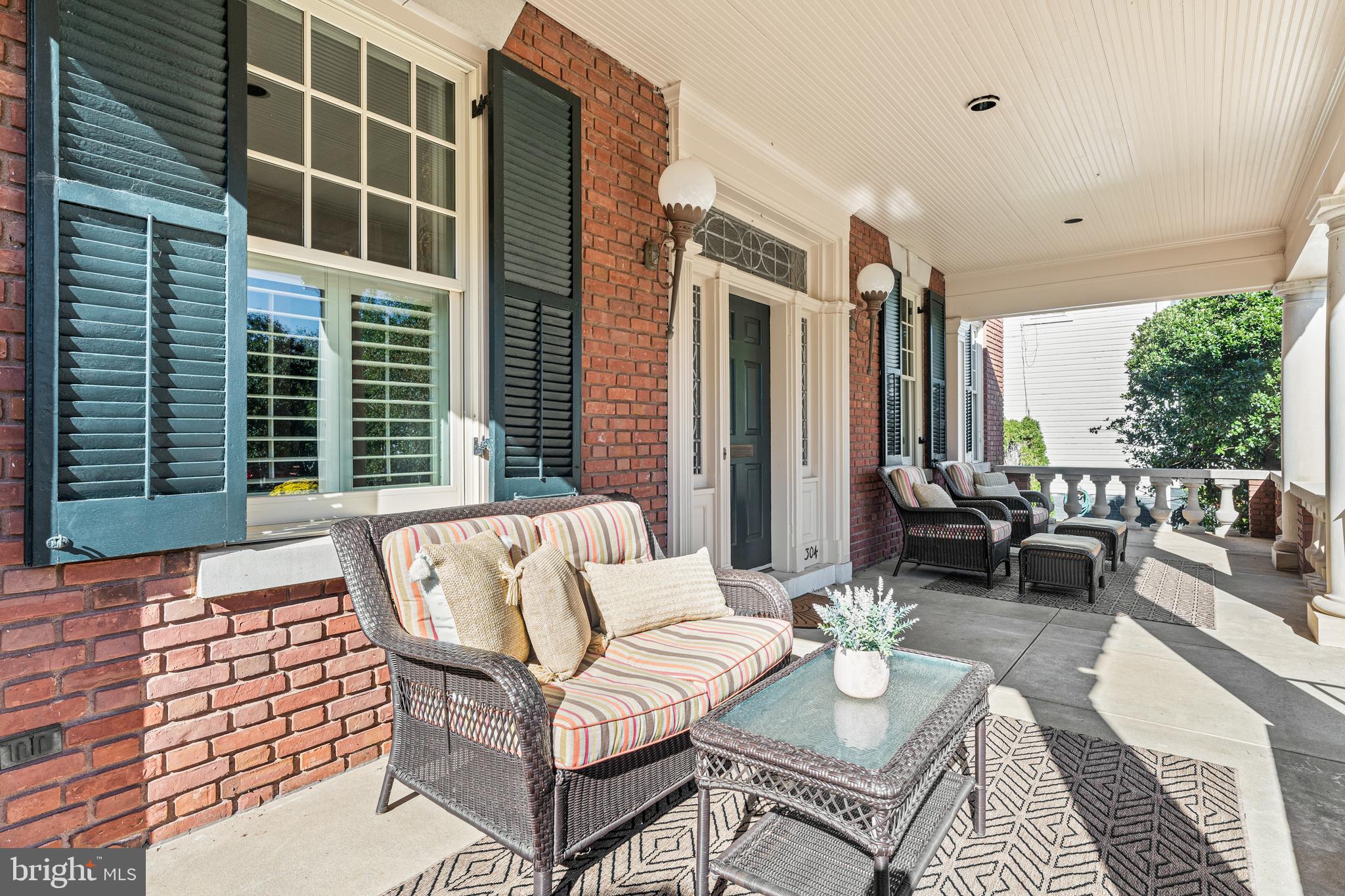 HISTORIC DISTRICT - Residential