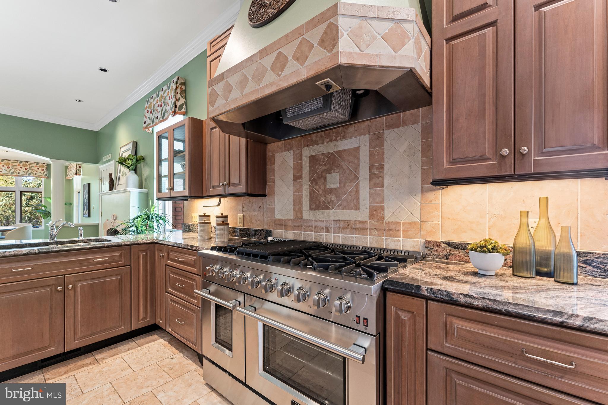 HISTORIC DISTRICT - Residential