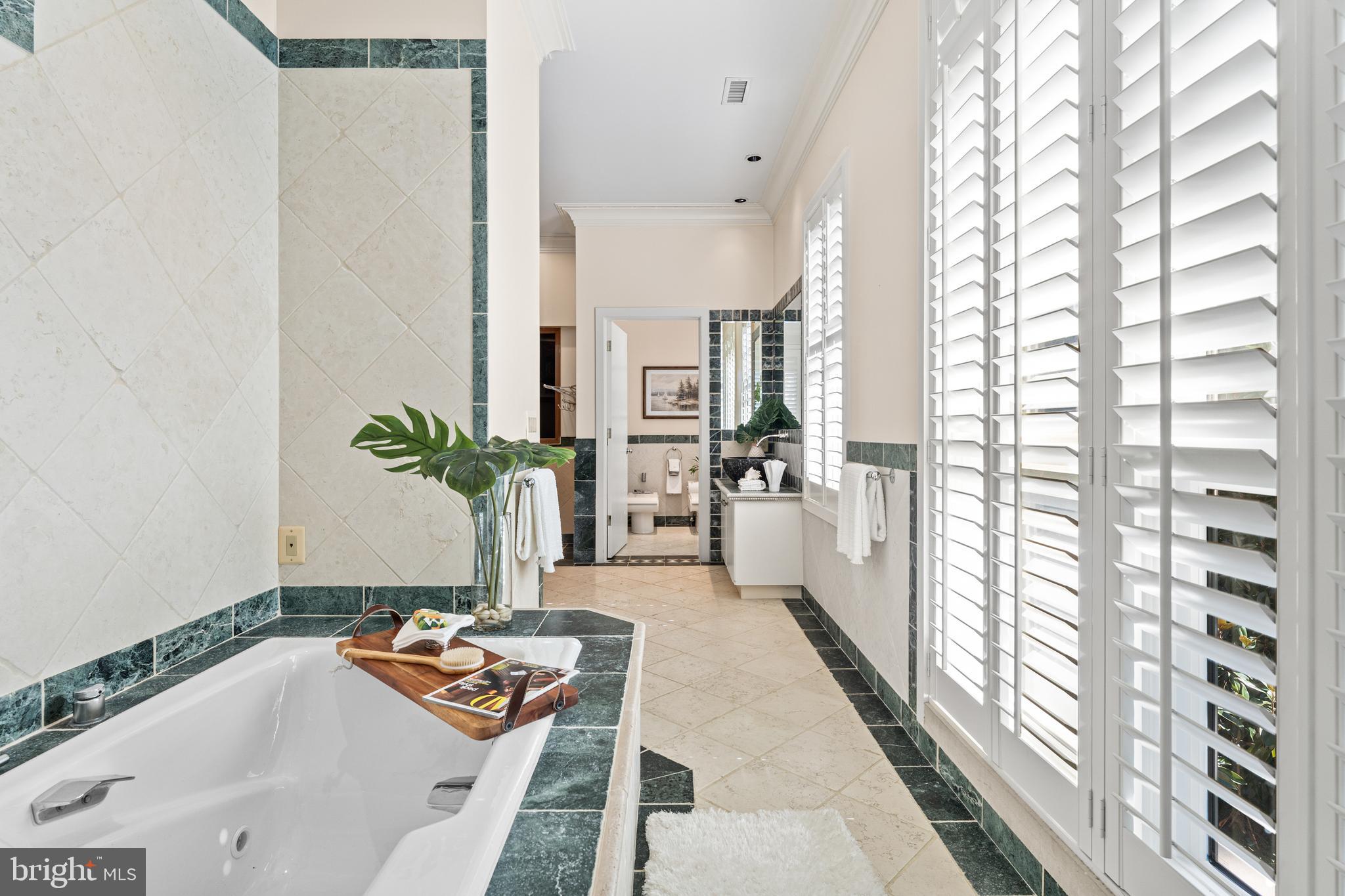 HISTORIC DISTRICT - Residential