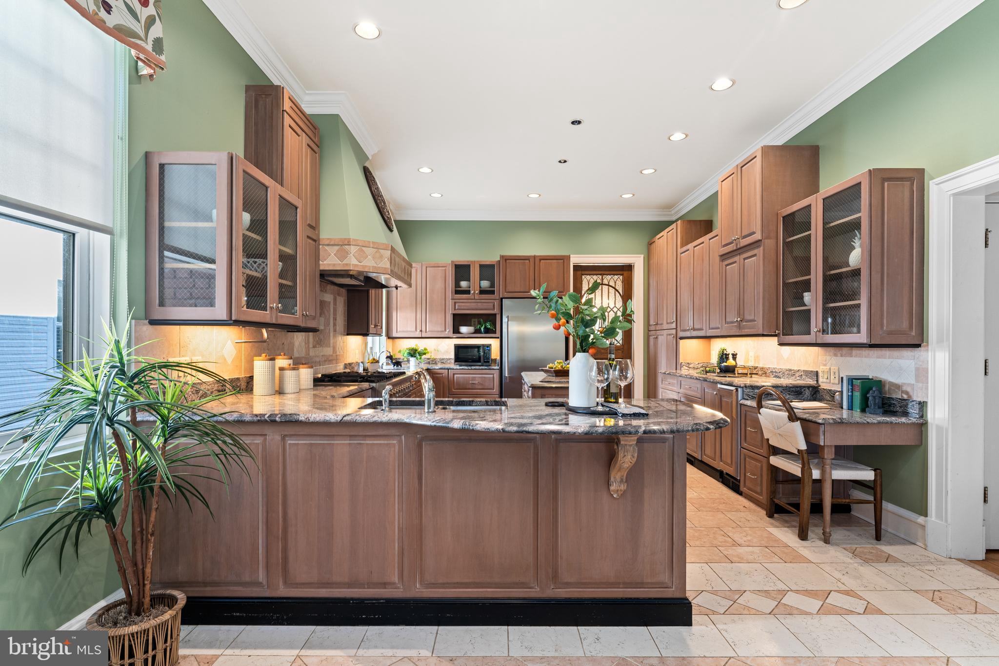 HISTORIC DISTRICT - Residential