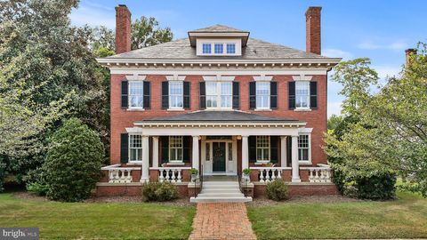 Homes For Sale - 1304 Washington Avenue<br/> FREDERICKSBURG, VA 22401