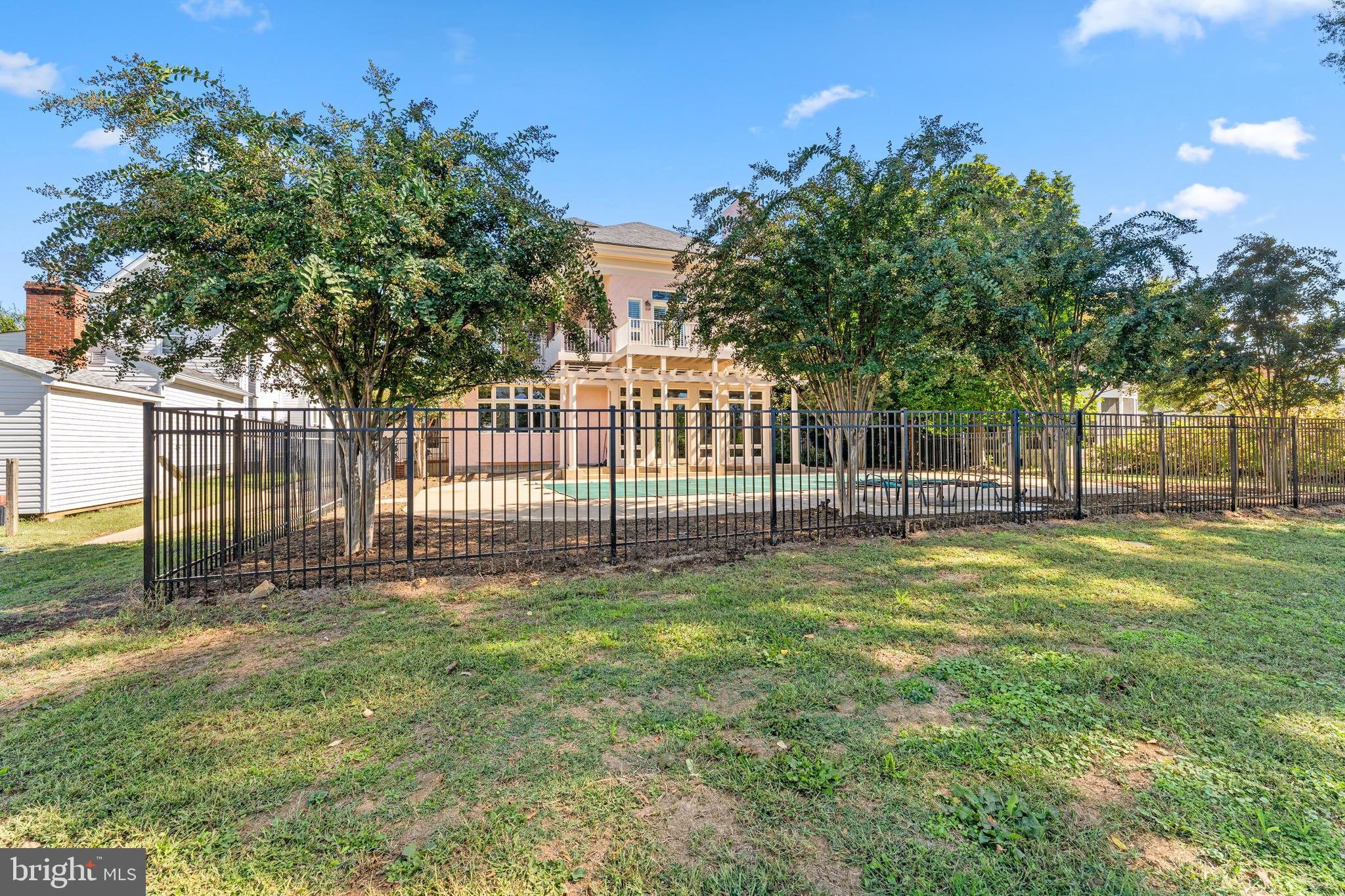 HISTORIC DISTRICT - Residential