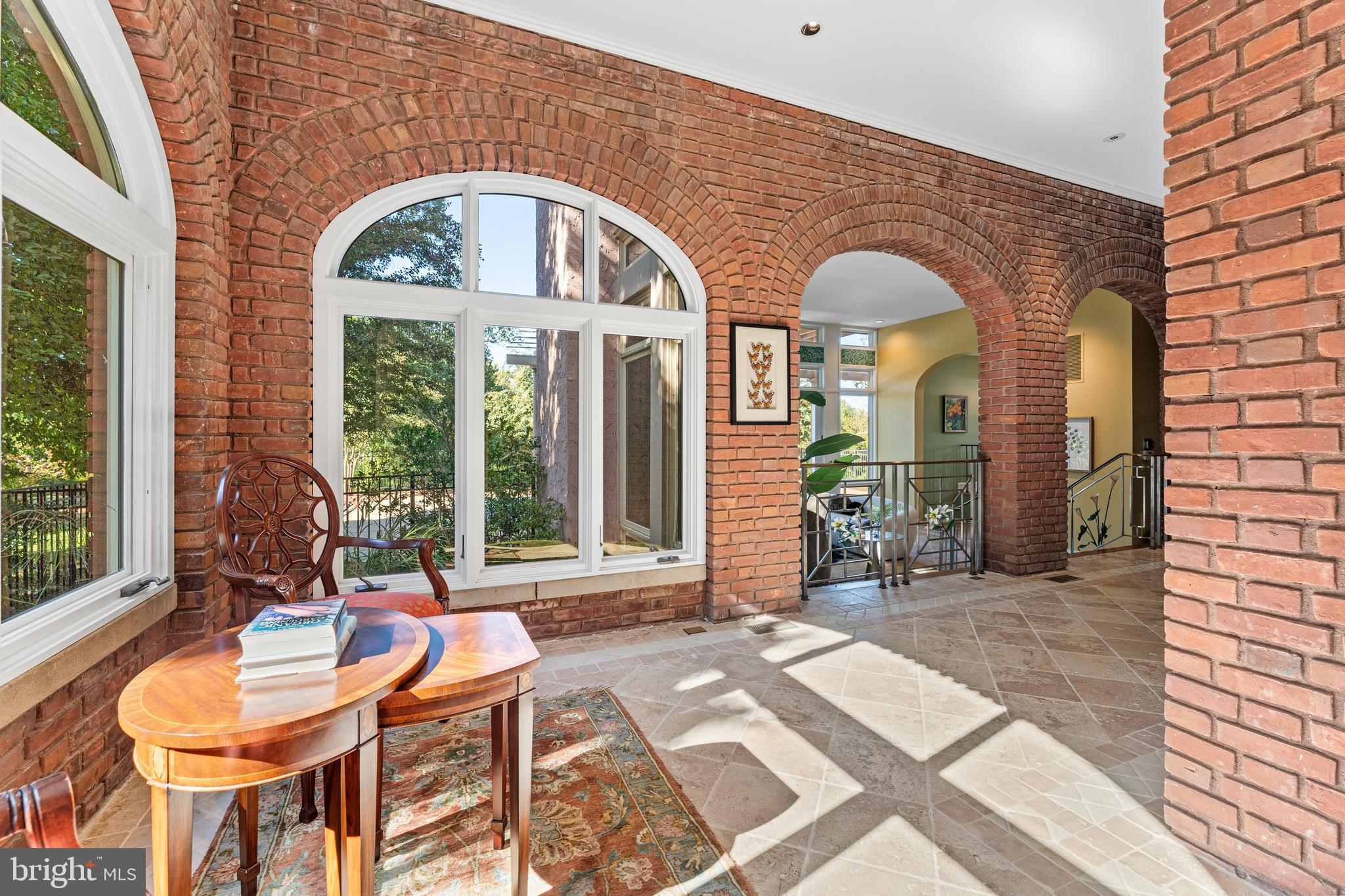 HISTORIC DISTRICT - Residential