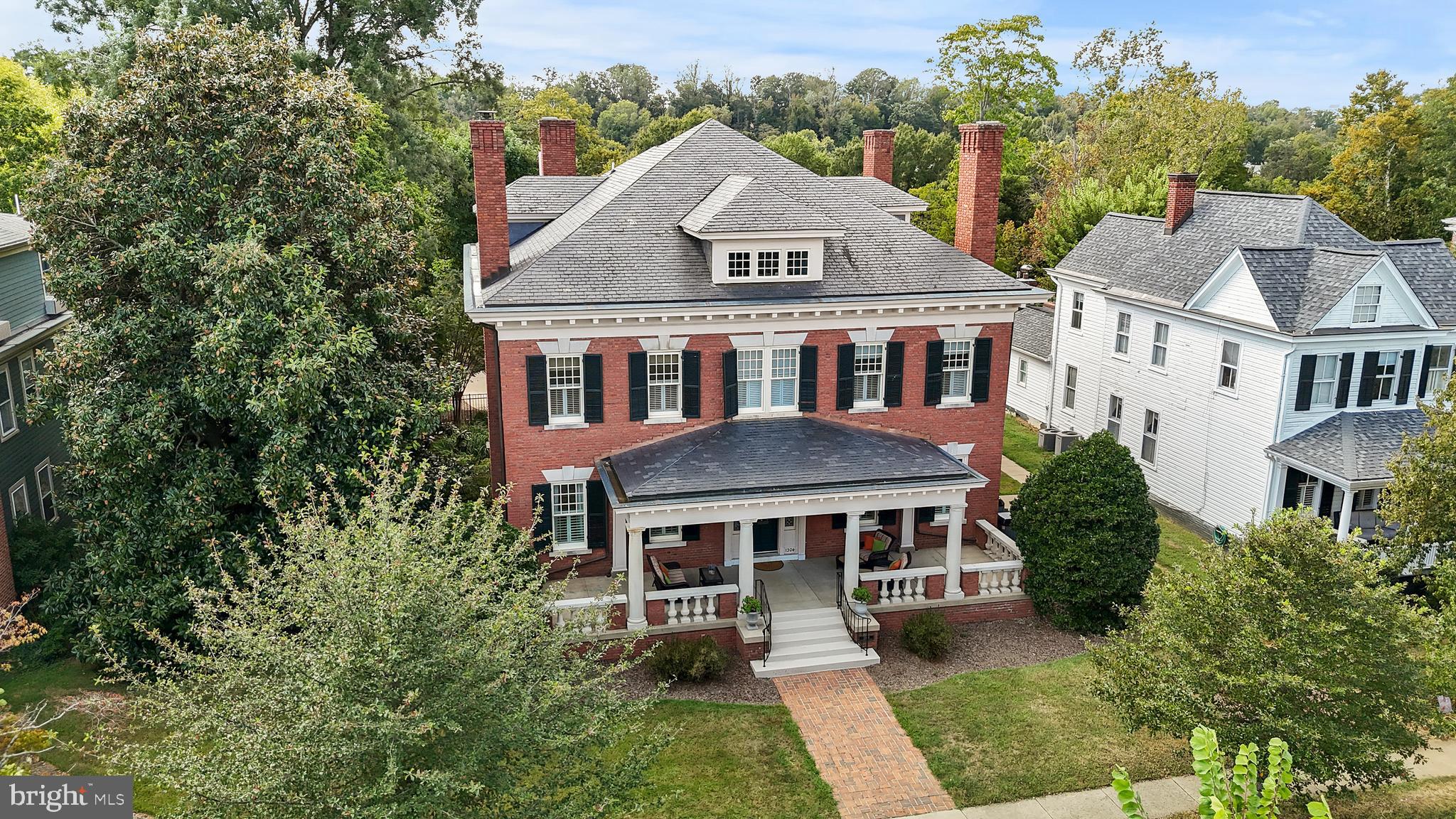 HISTORIC DISTRICT - Residential