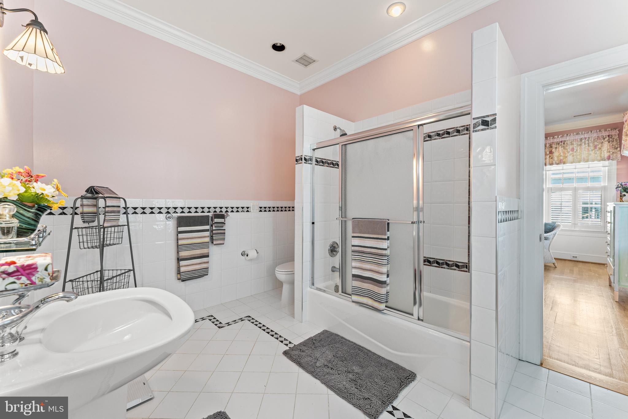 HISTORIC DISTRICT - Residential