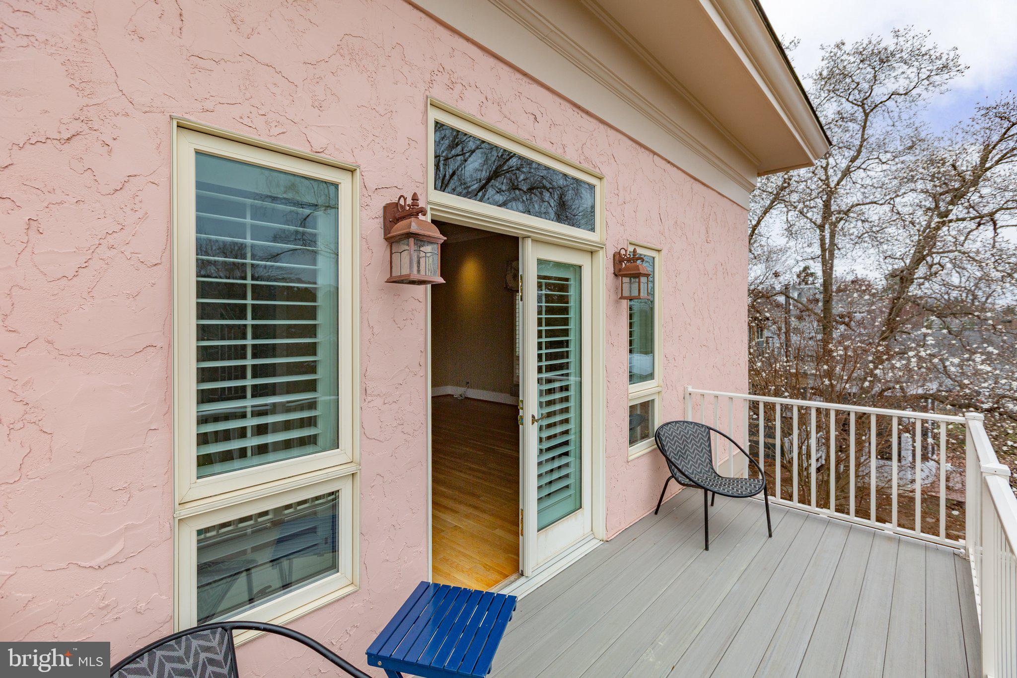 HISTORIC DISTRICT - Residential