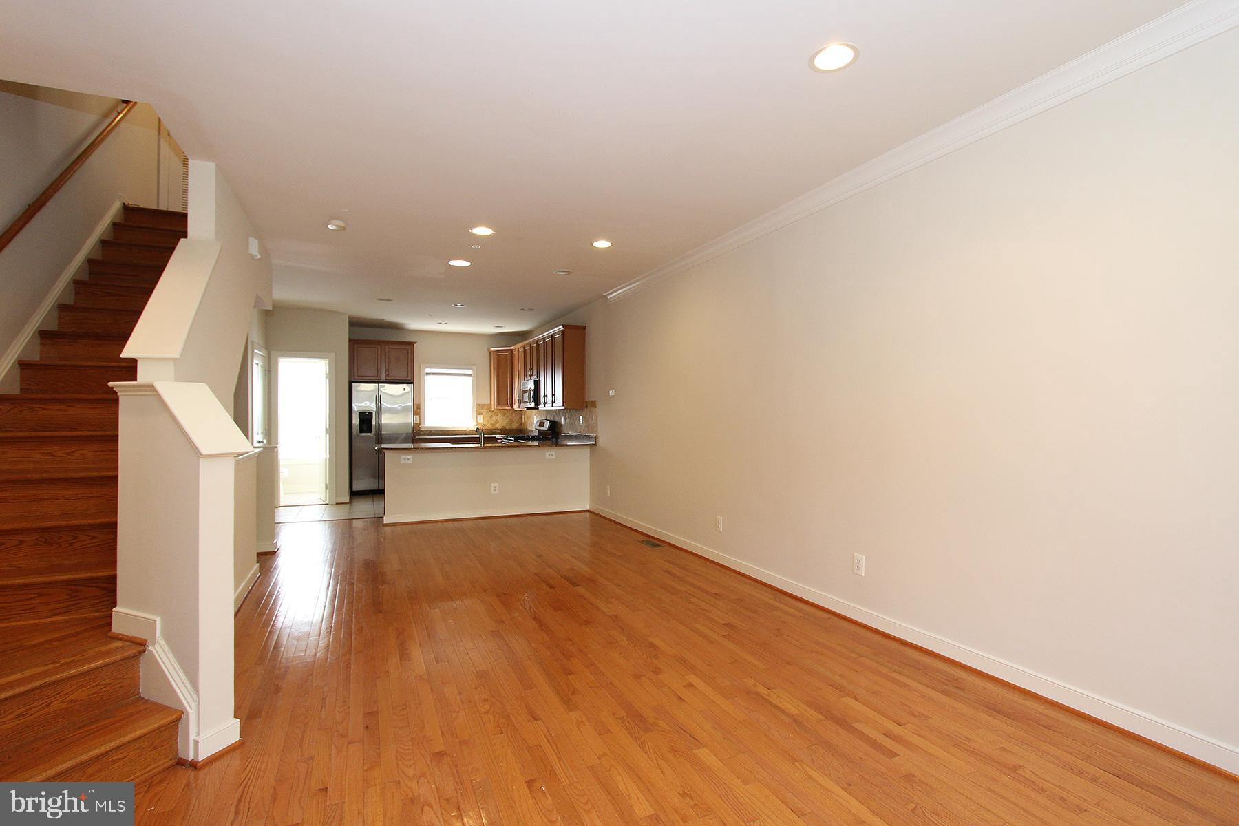 WHEATON FOREST - Residential