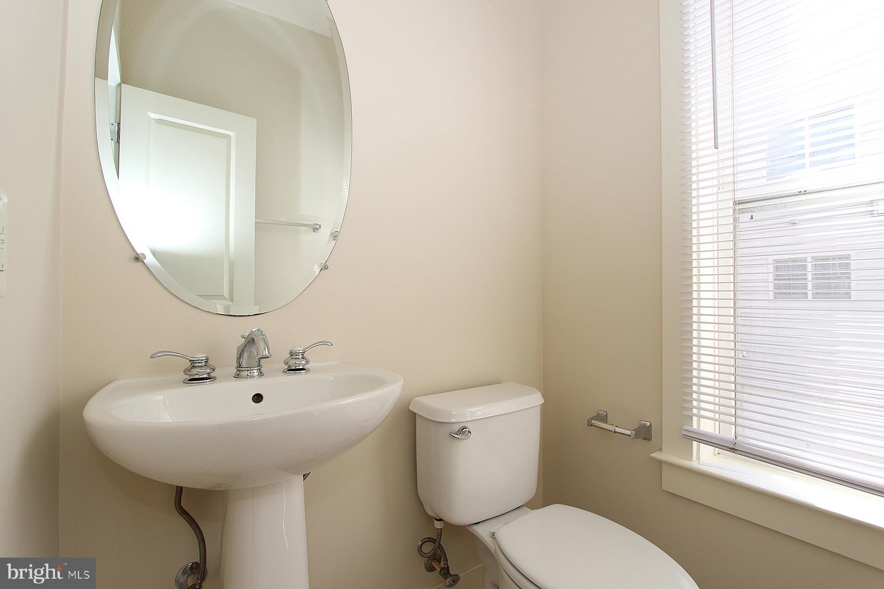 WHEATON FOREST - Residential