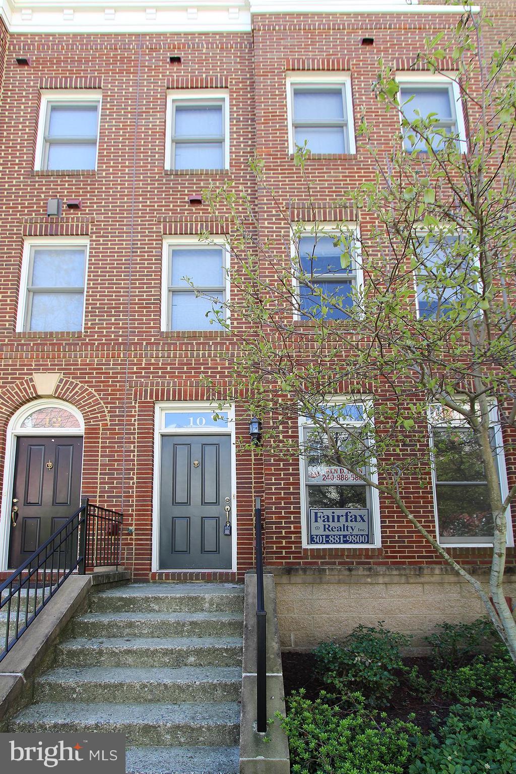 MUST SEE! RARE OPPORTUNITY TO OWN A BEAUTIFUL & CHARMING 4 LEVEL TOWNHOUSE IN EXCELLENT CONDITION! STEPS FROM DOWNTOWN WHEATON METRO, SHOPPING MALL, RESTAURANTS, & ENTERTAINMENT. SPACIOUS 3 BED, 3.5 BATHS, GLEAMING HARDWOOD FLOOR ON MAIN LEVEL, NEW CARPET, UPDATED KITCHEN W/ GRANITE, STAINLESS STEEL & BACK SPLASH. CITY LIVING W/ ROOFTOP DECK. OPEN CONCEPT LIVING. ATTACHED 1 CAR GARAGE + 1 CARPORT.
