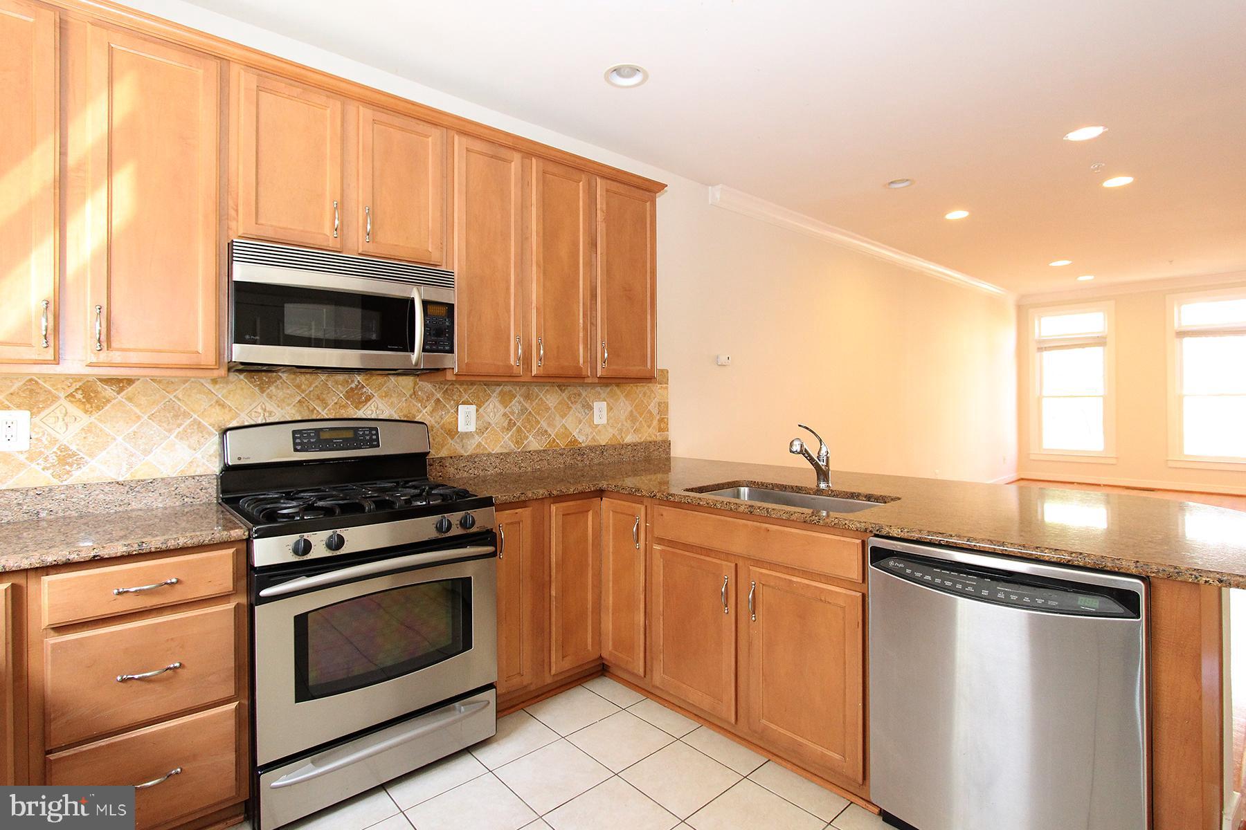 WHEATON FOREST - Residential