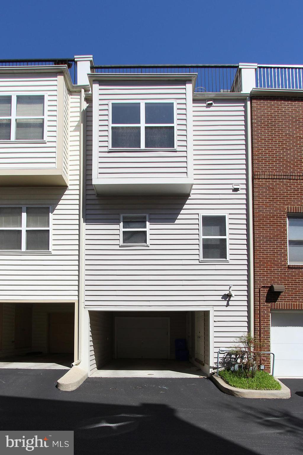 WHEATON FOREST - Residential