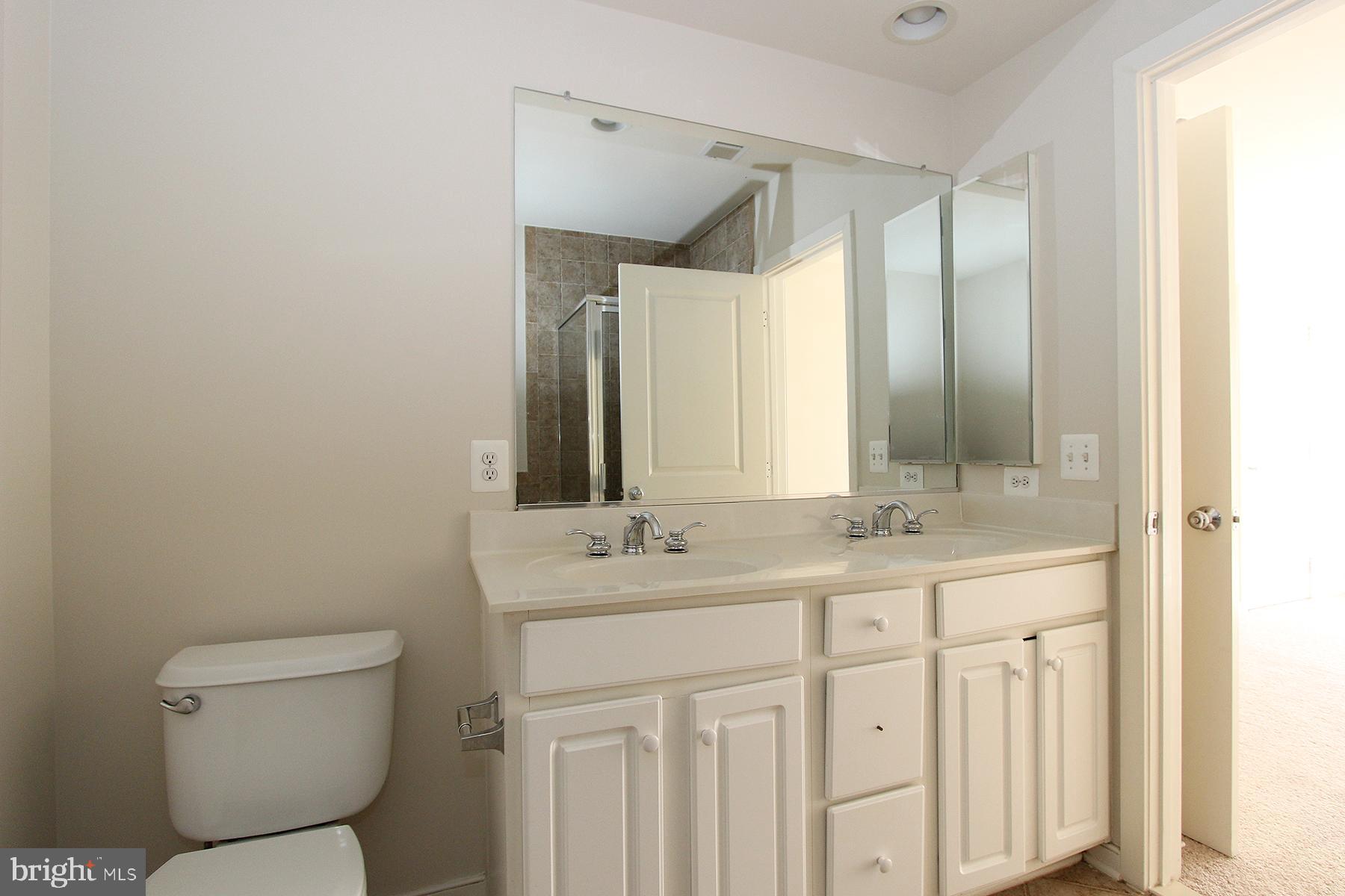 WHEATON FOREST - Residential