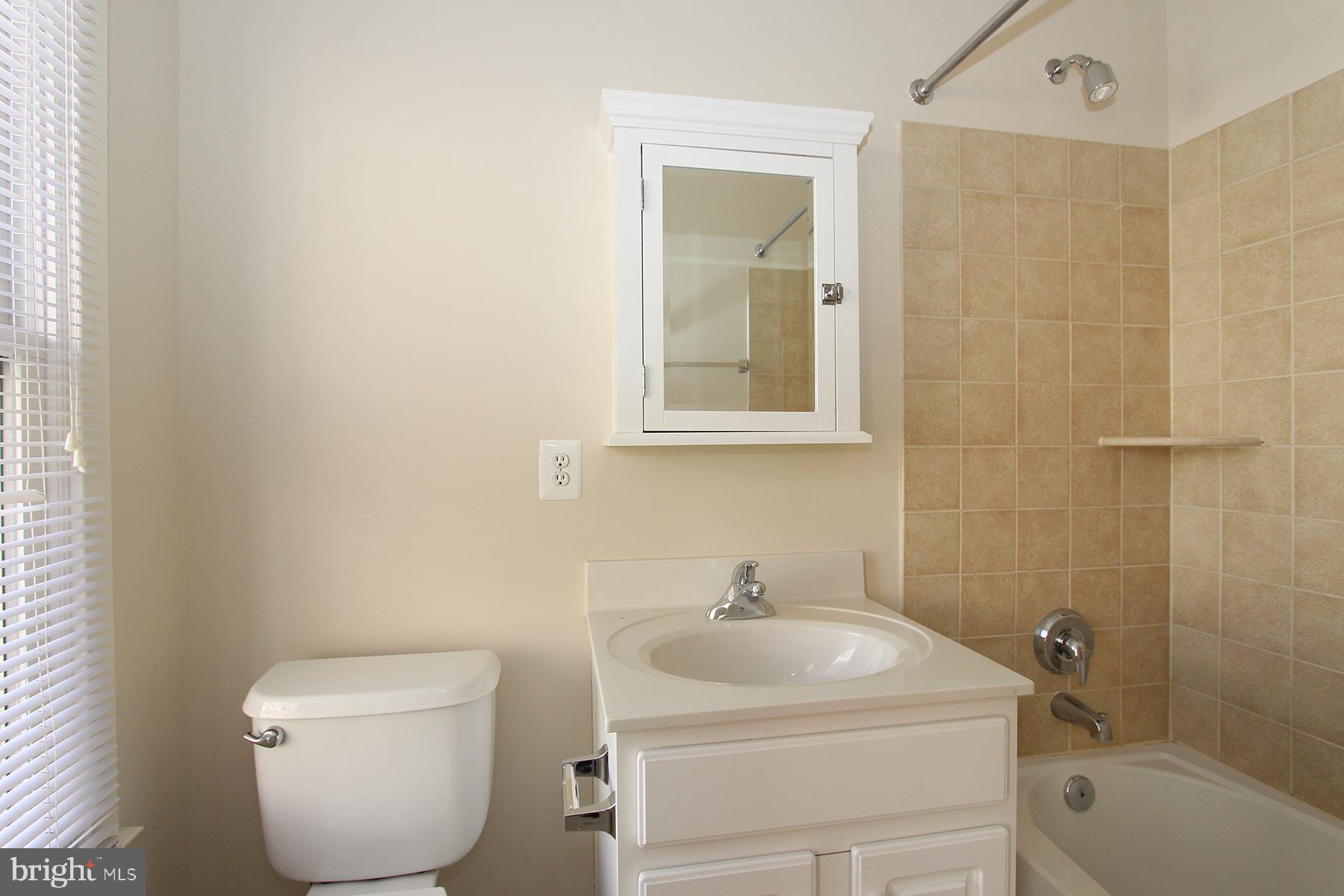 WHEATON FOREST - Residential