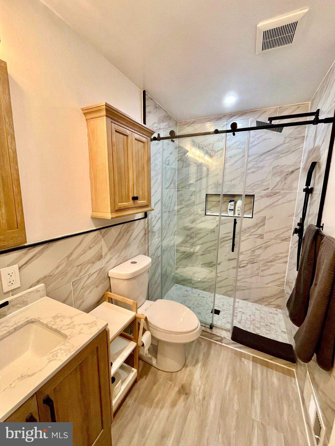 LUXMANOR - Residential