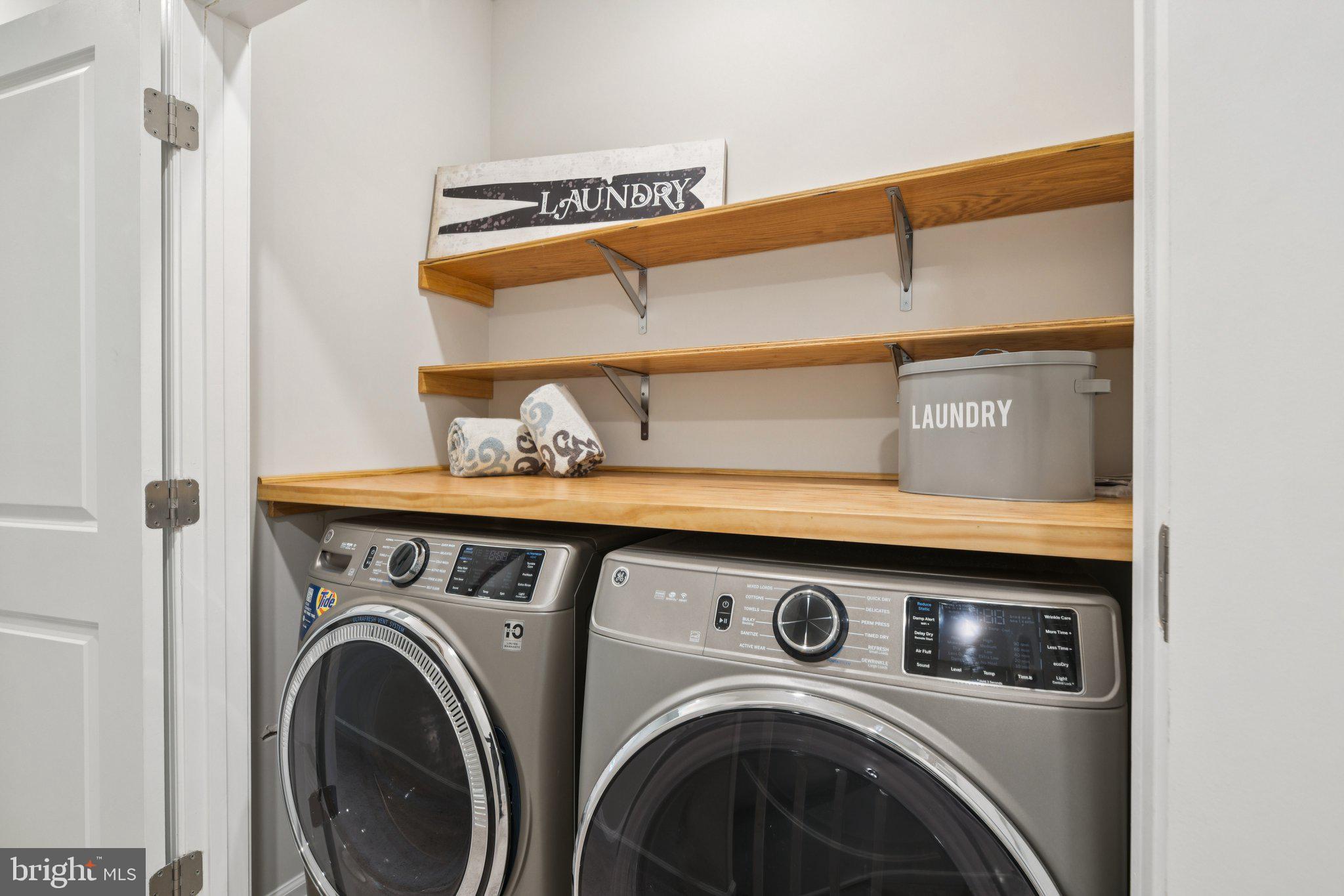 WESTSIDE AT SHADY GROVE METRO - Residential