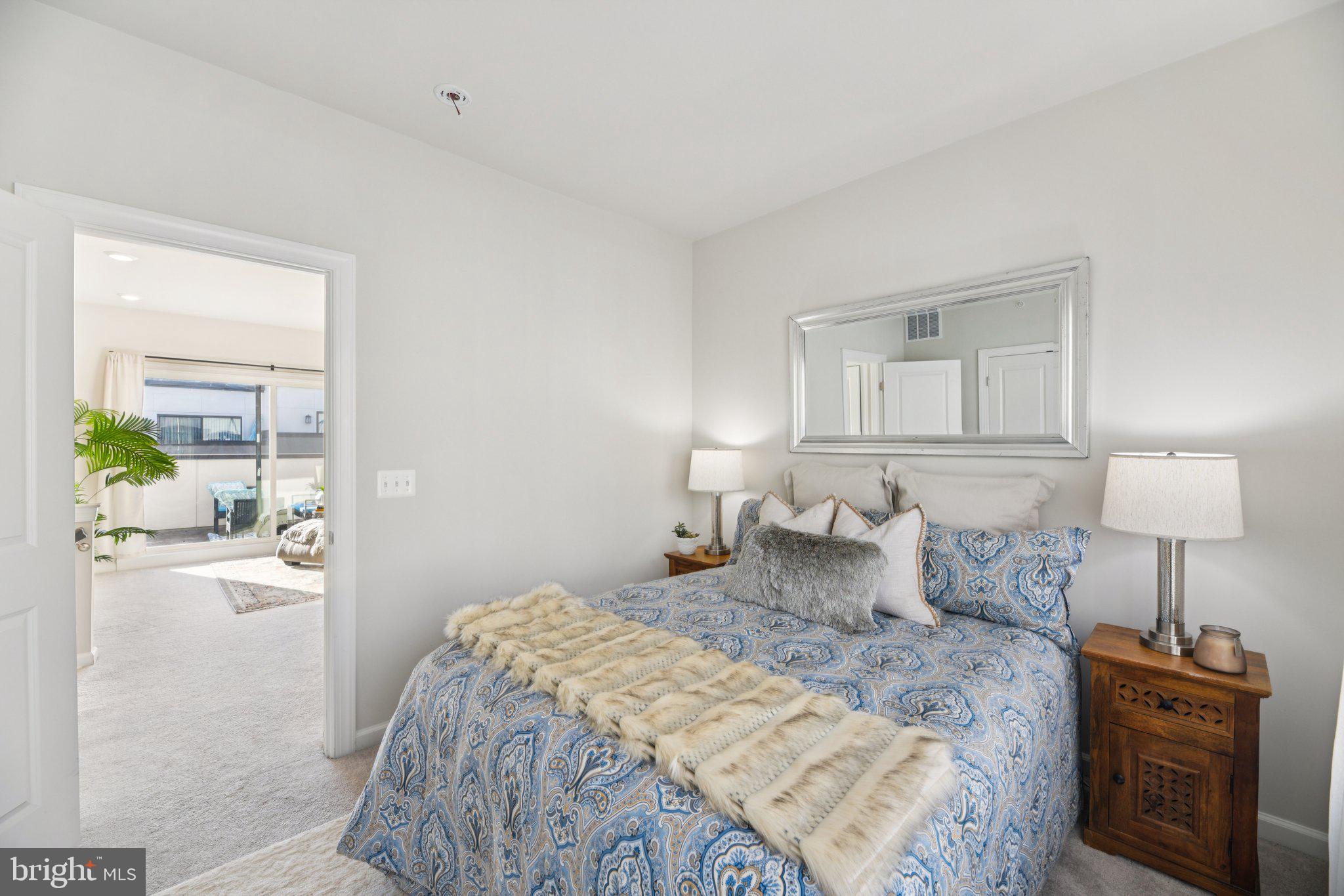 WESTSIDE AT SHADY GROVE METRO - Residential