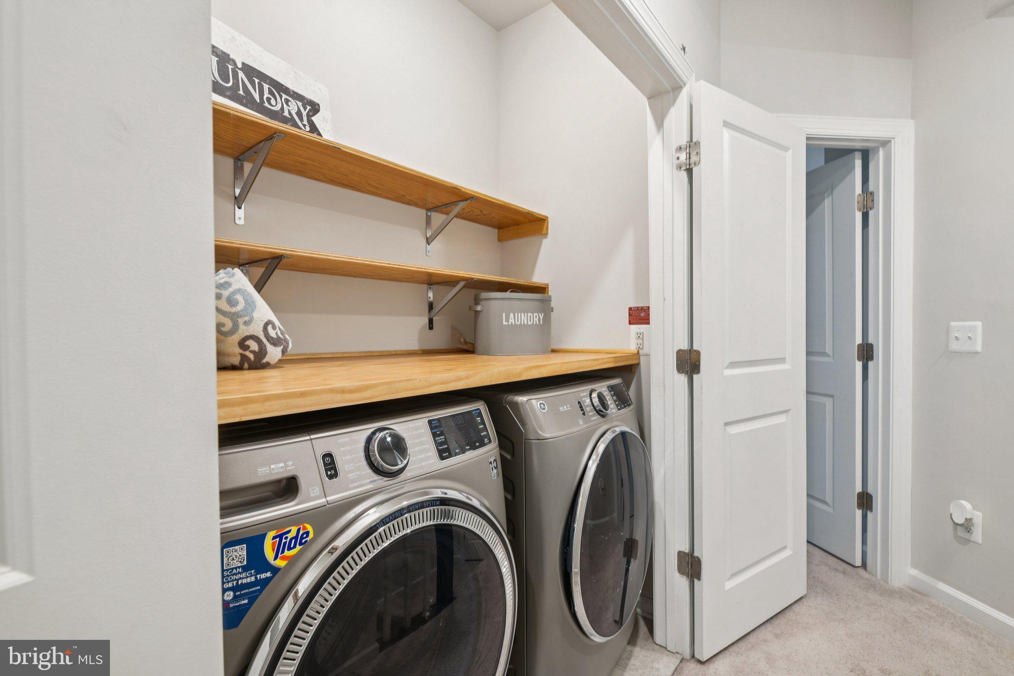 WESTSIDE AT SHADY GROVE METRO - Residential