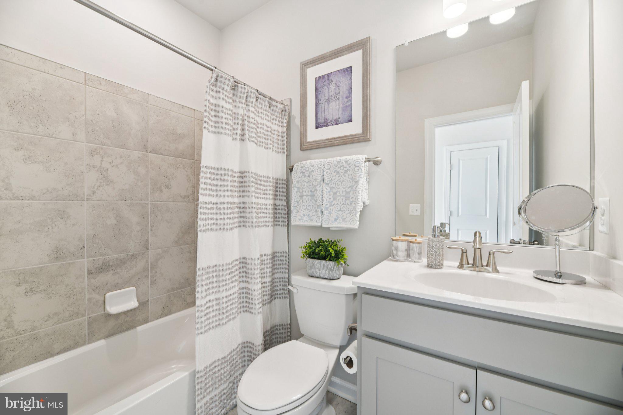 WESTSIDE AT SHADY GROVE METRO - Residential