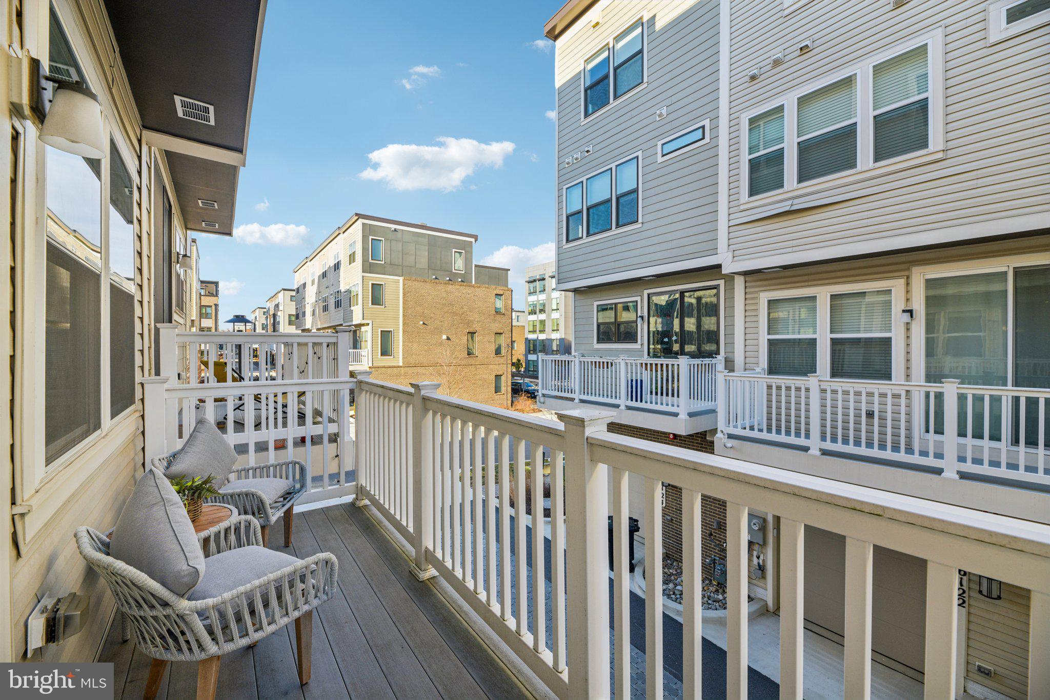 WESTSIDE AT SHADY GROVE METRO - Residential