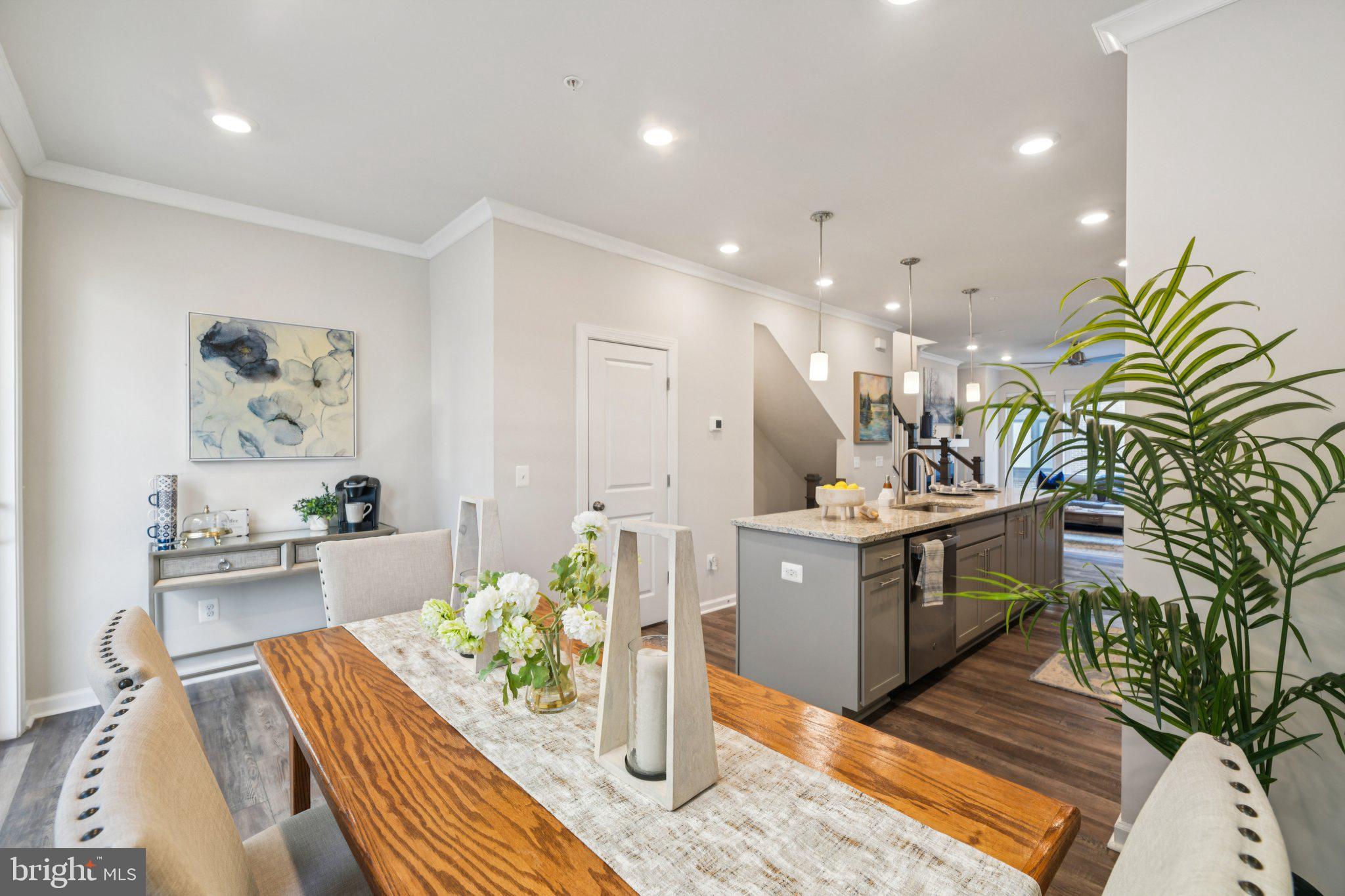 WESTSIDE AT SHADY GROVE METRO - Residential