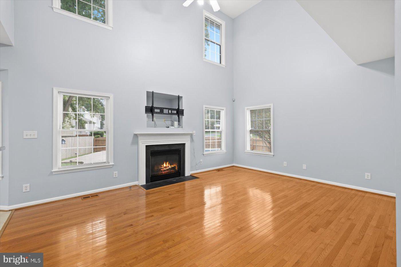 SMOKETREE - Residential