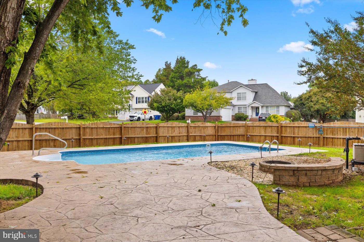 SMOKETREE - Residential