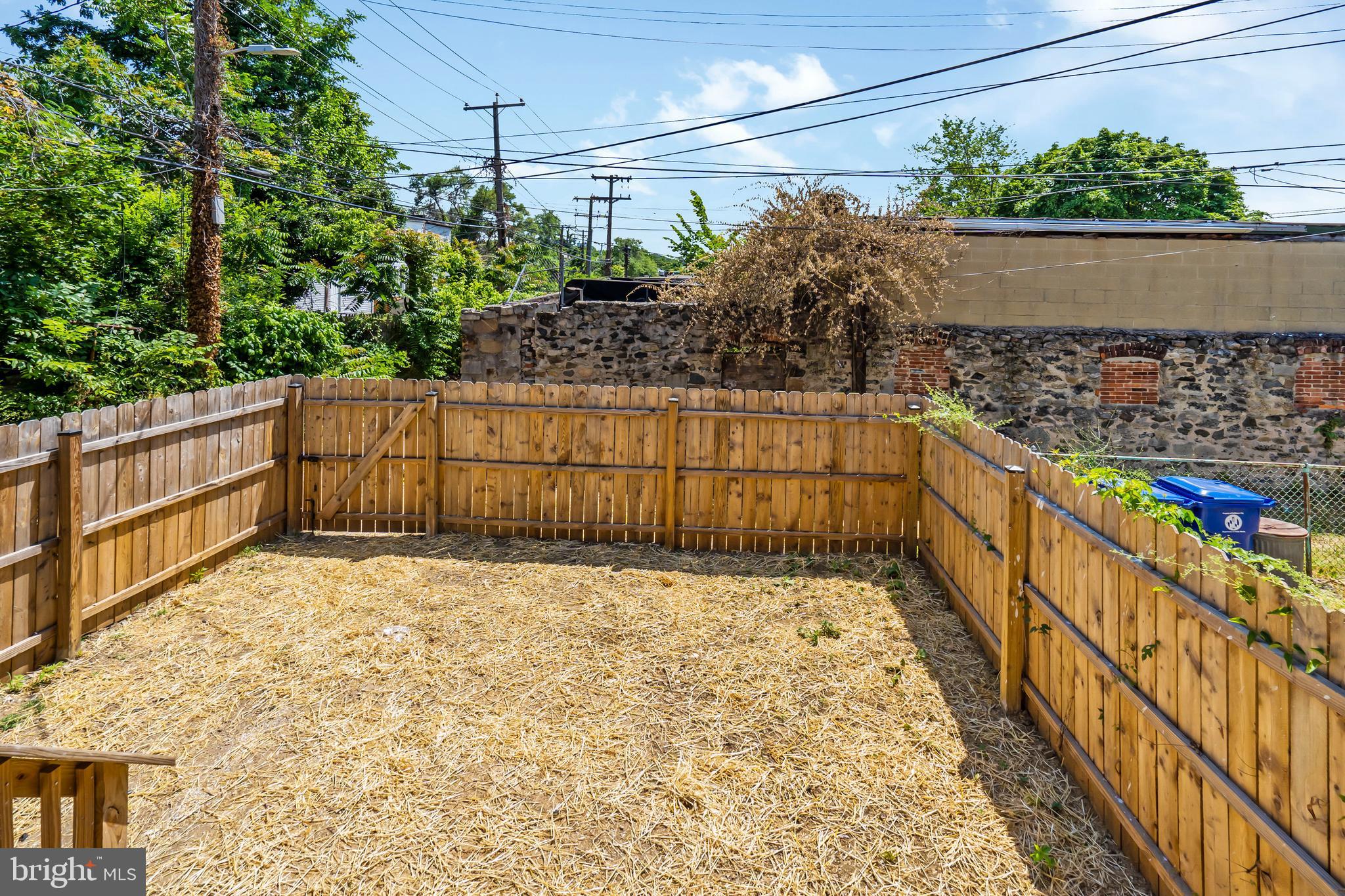 ROSEMONT - Residential