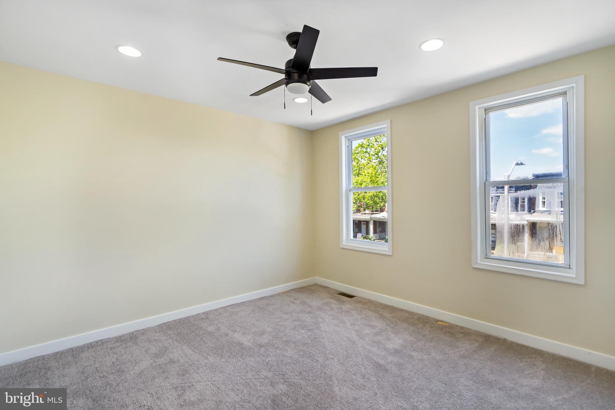 ROSEMONT - Residential