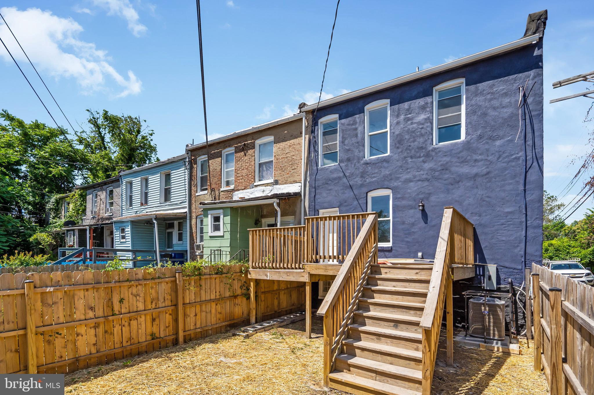 ROSEMONT - Residential