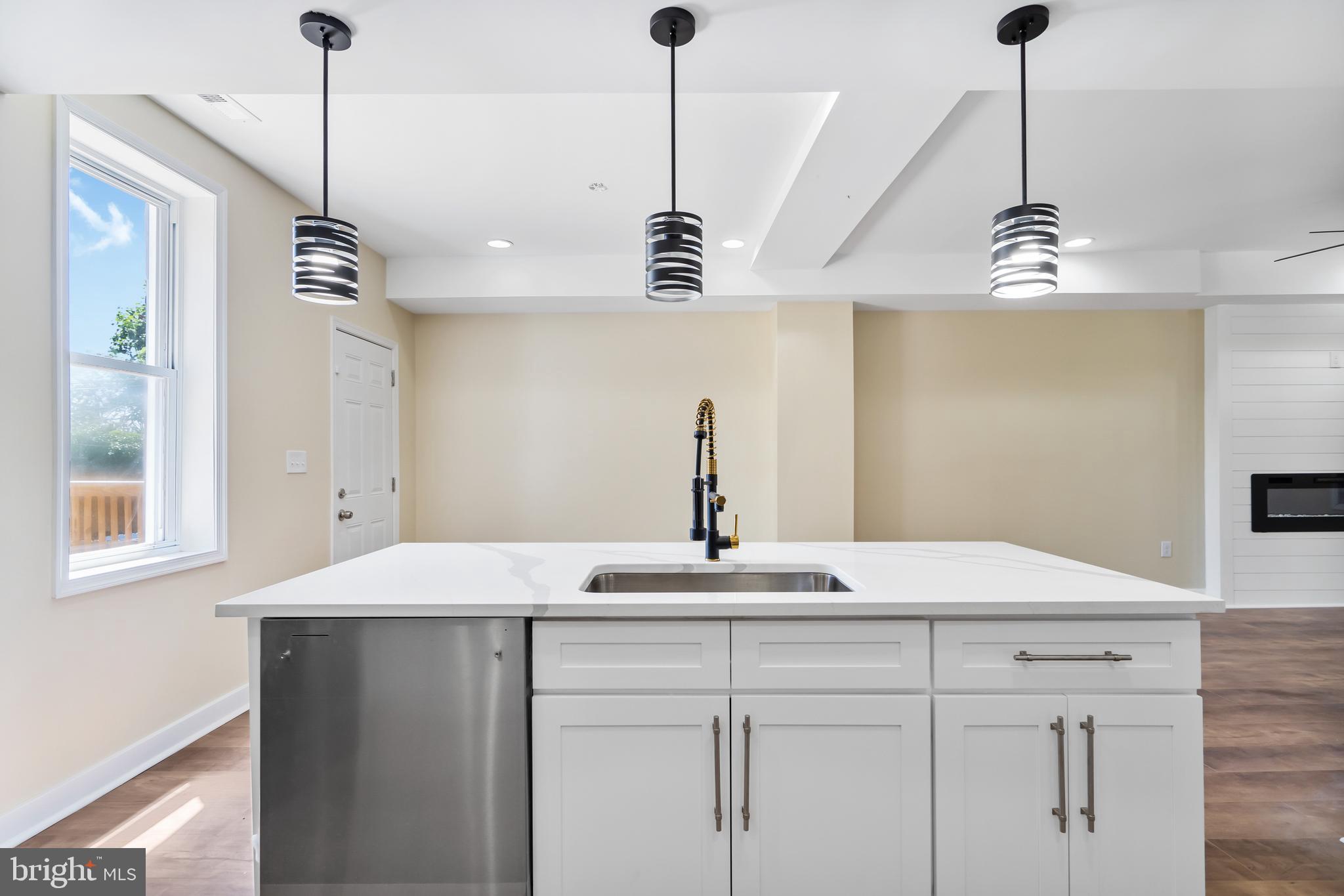 ROSEMONT - Residential