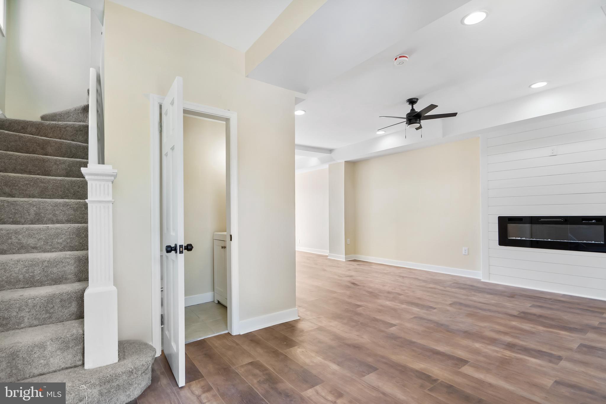 ROSEMONT - Residential