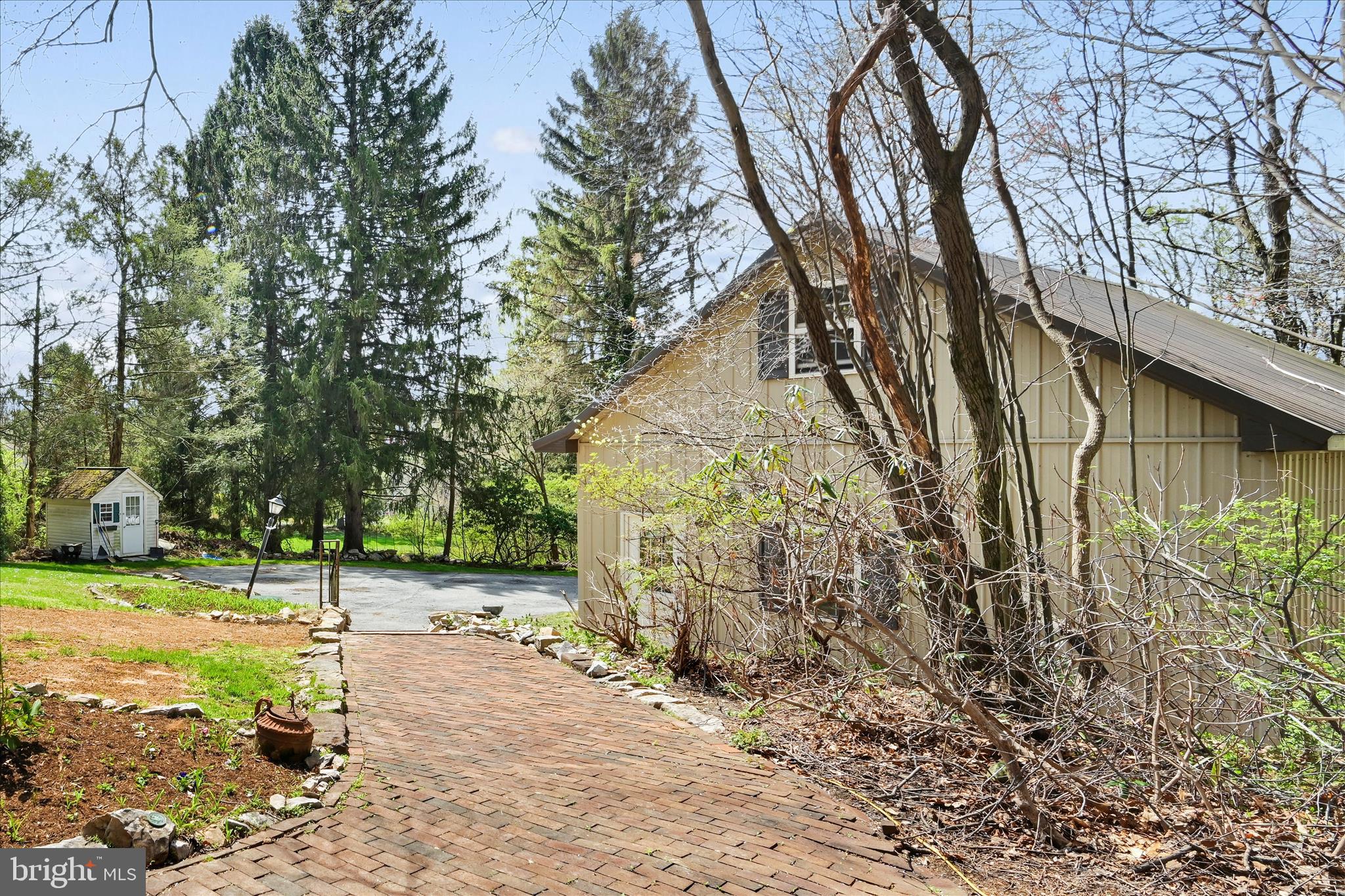 WINDING CREEK ESTS - Residential