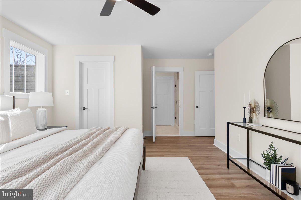 POOLESVILLE - Residential