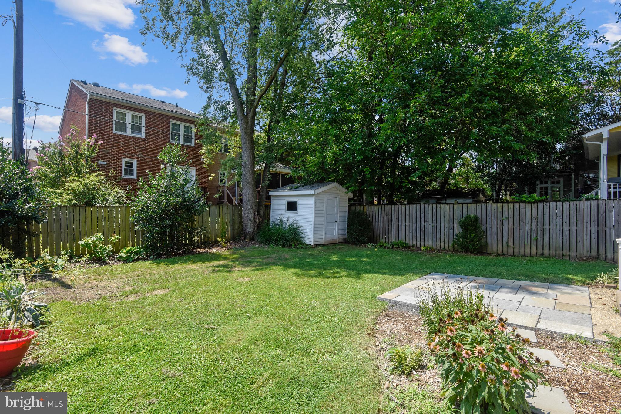 ROSEMONT - Residential