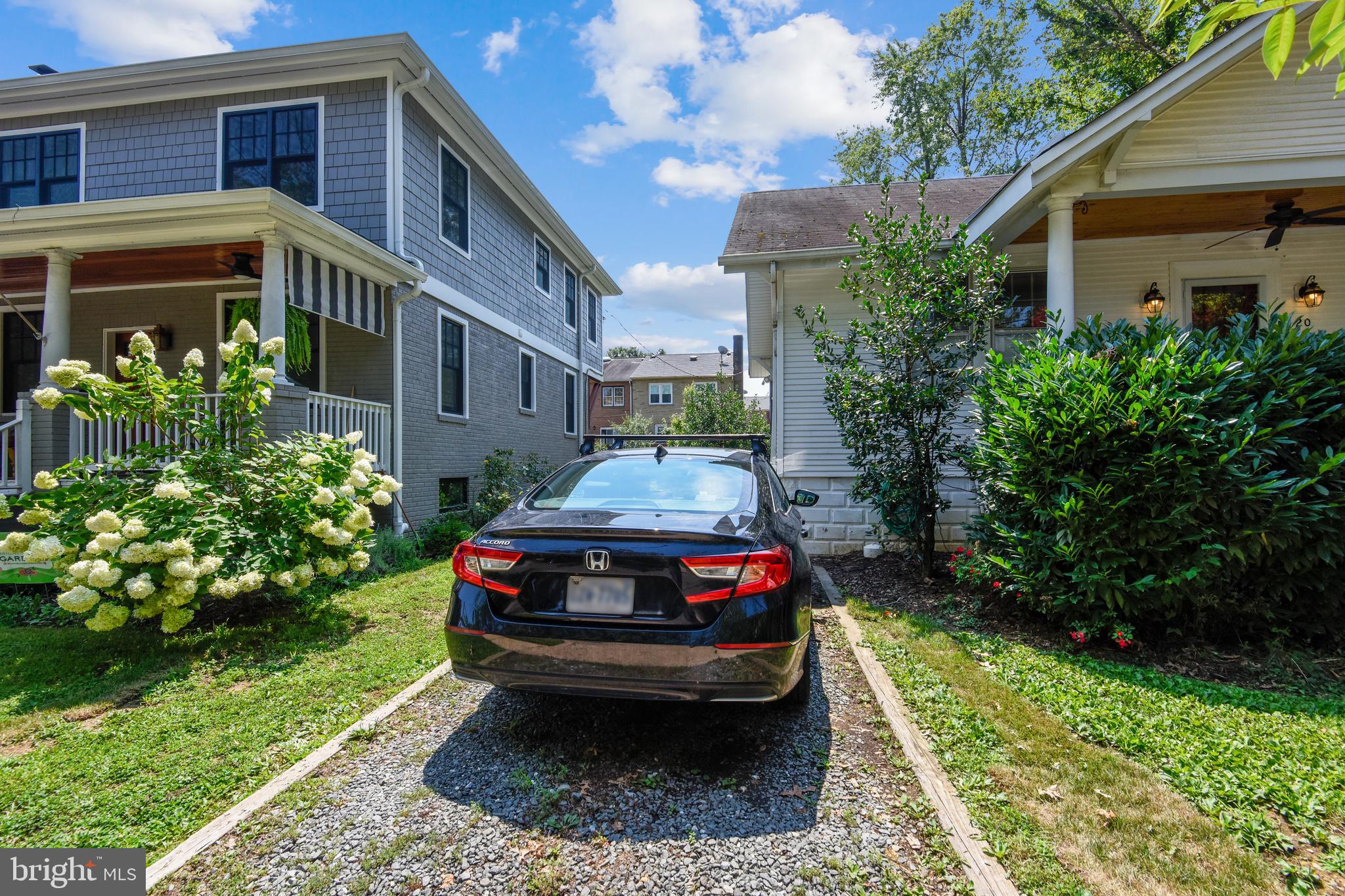 ROSEMONT - Residential