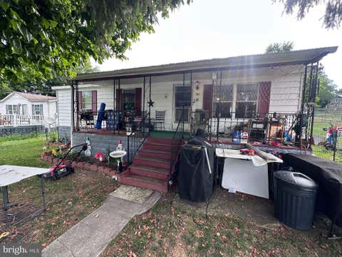 Mobile Home For Sale - 80 Potomac Street<br/> PAW PAW, WV 25422