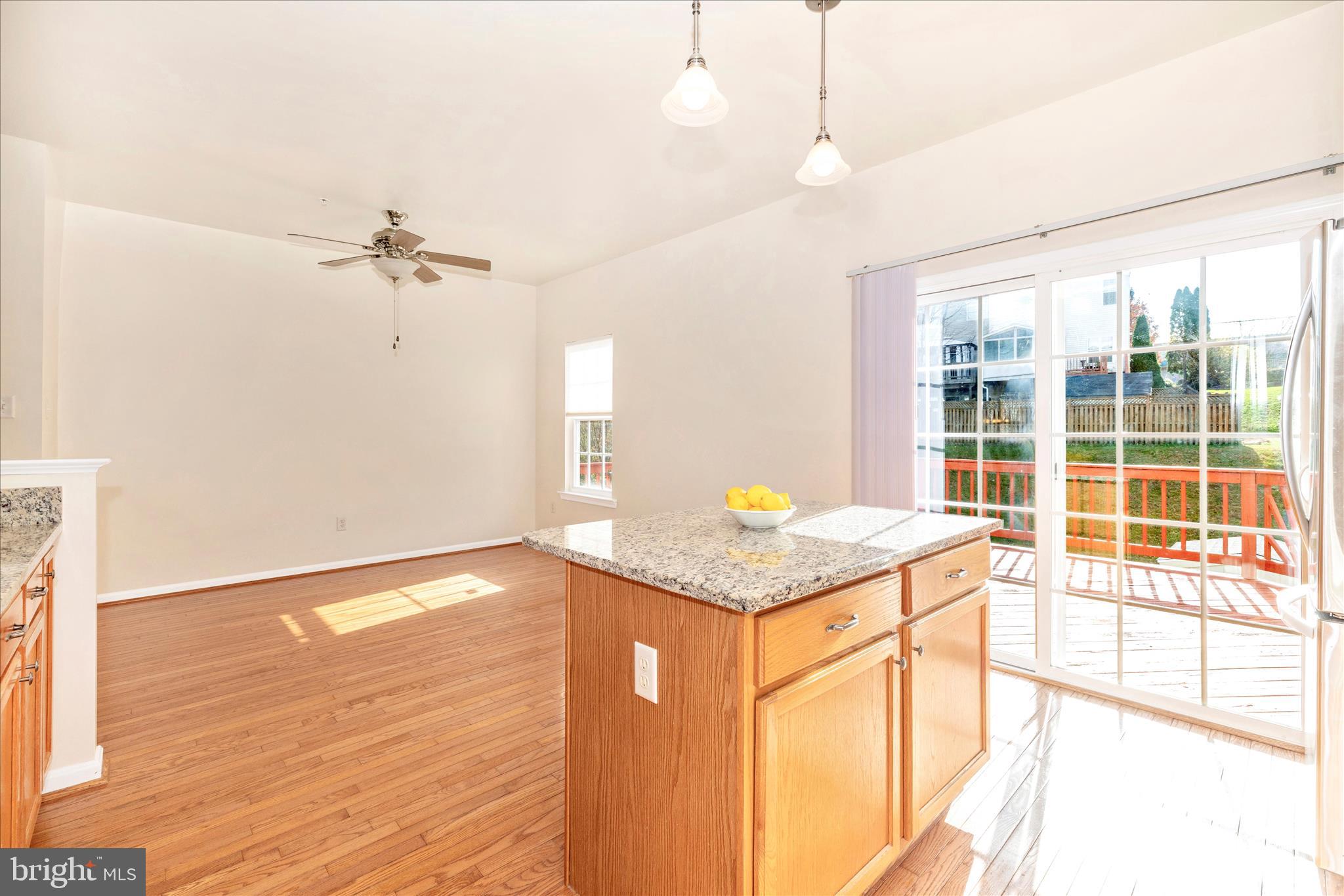 TWIN ARCH CROSSING - Residential