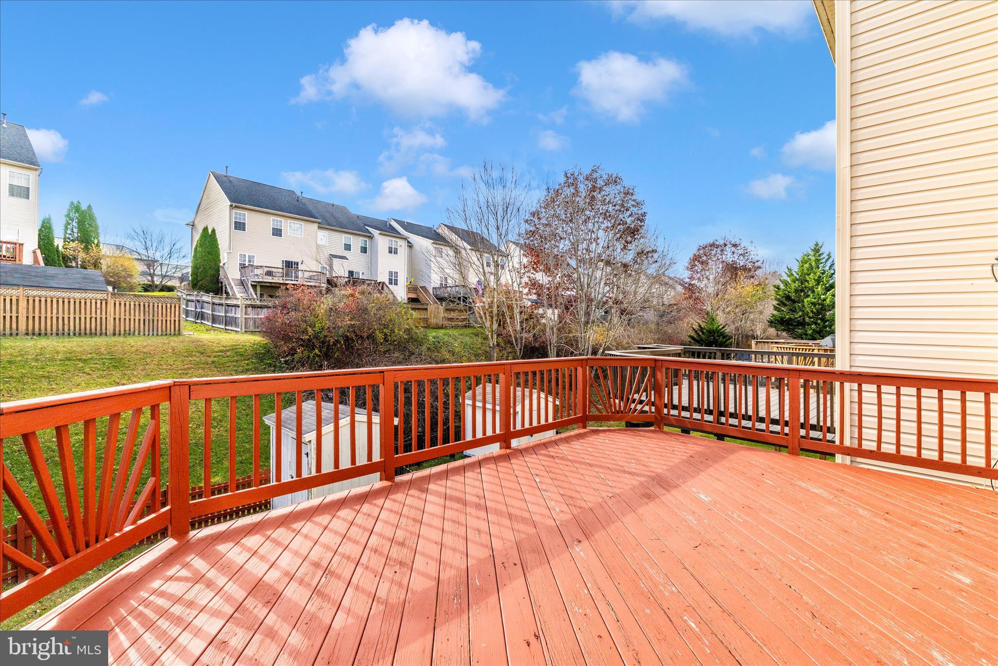 TWIN ARCH CROSSING - Residential