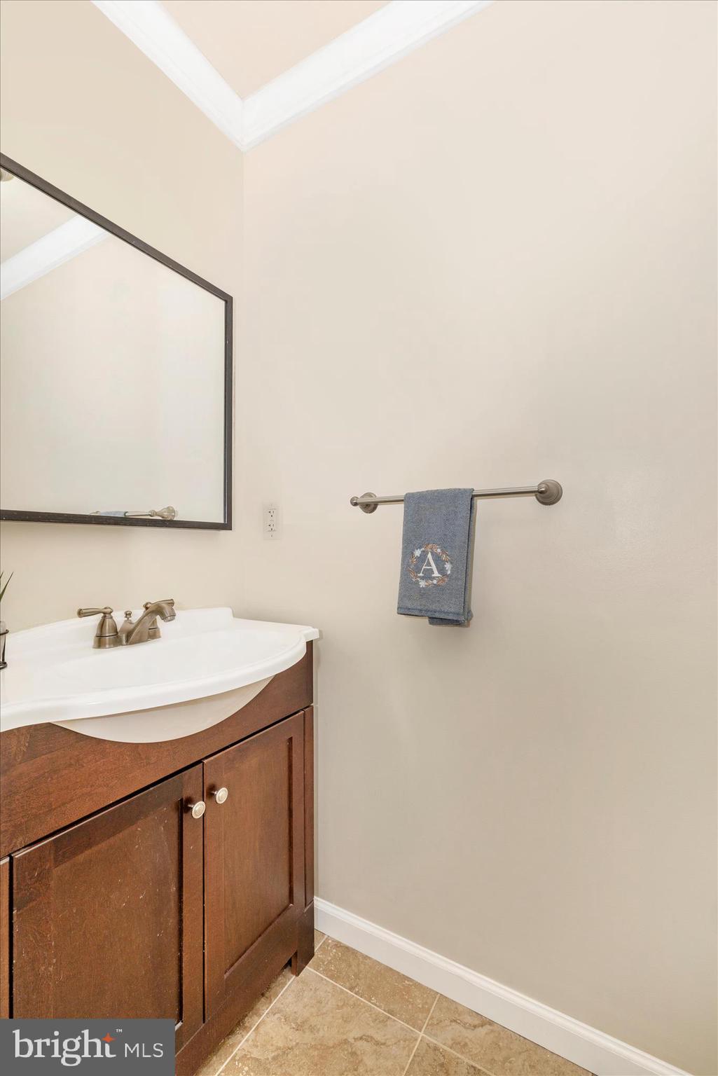 TWIN ARCH CROSSING - Residential