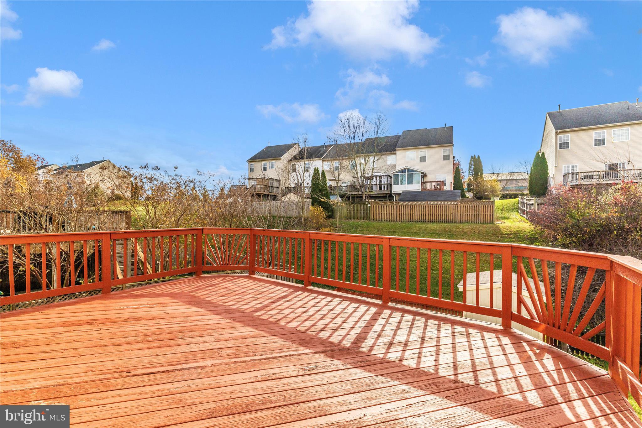 TWIN ARCH CROSSING - Residential