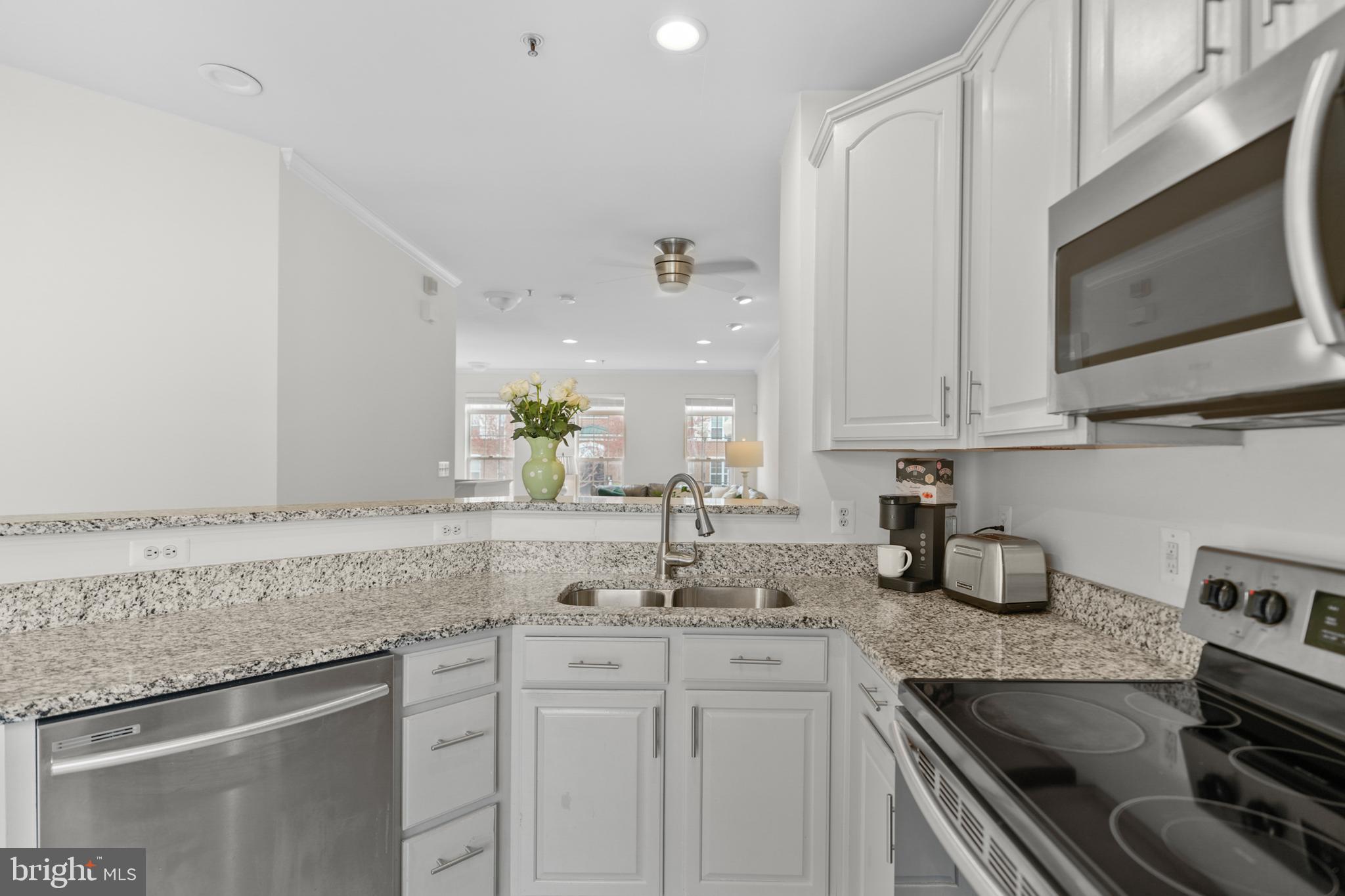 METRO PLACE - Residential