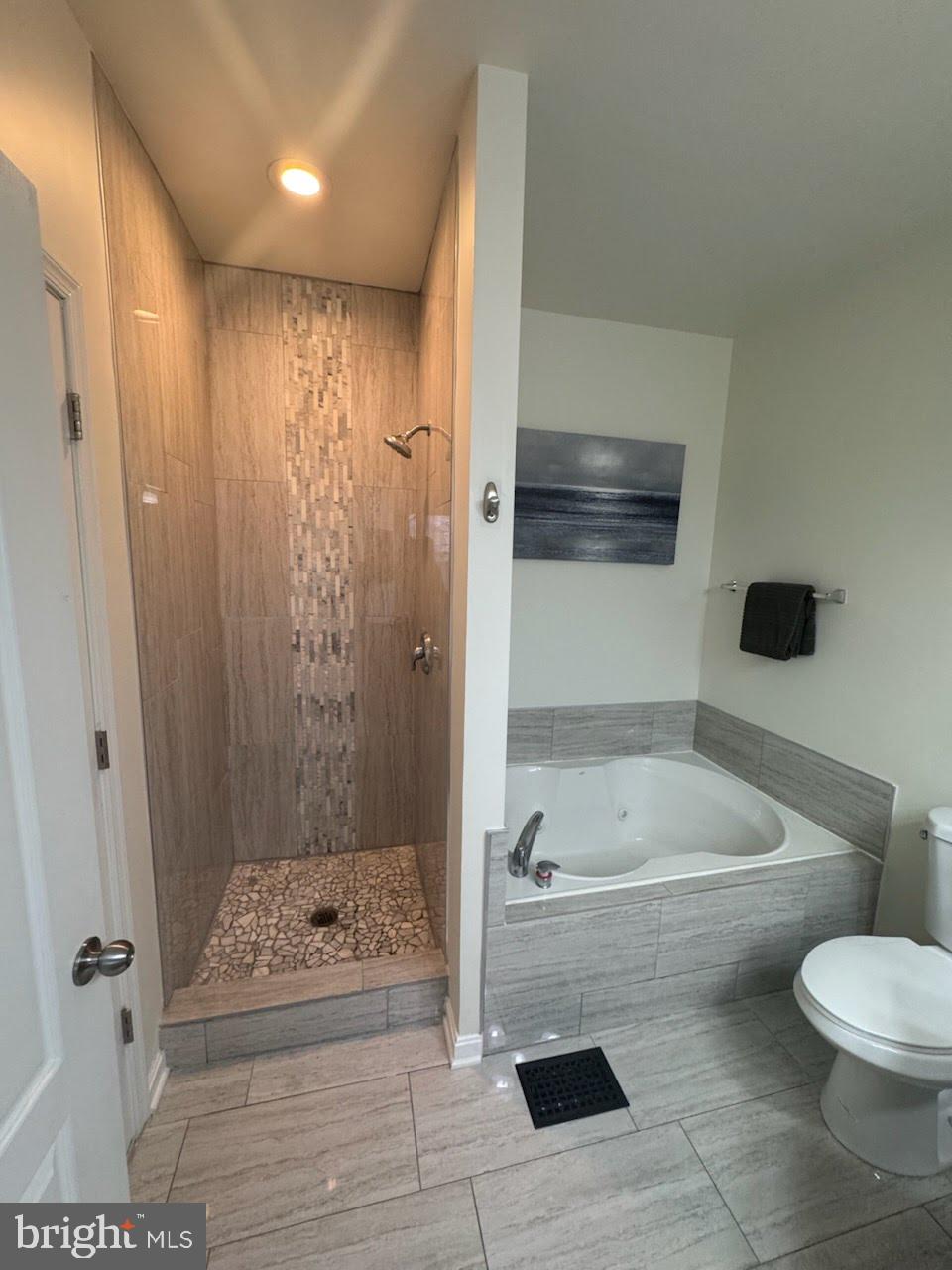 METRO PLACE - Residential