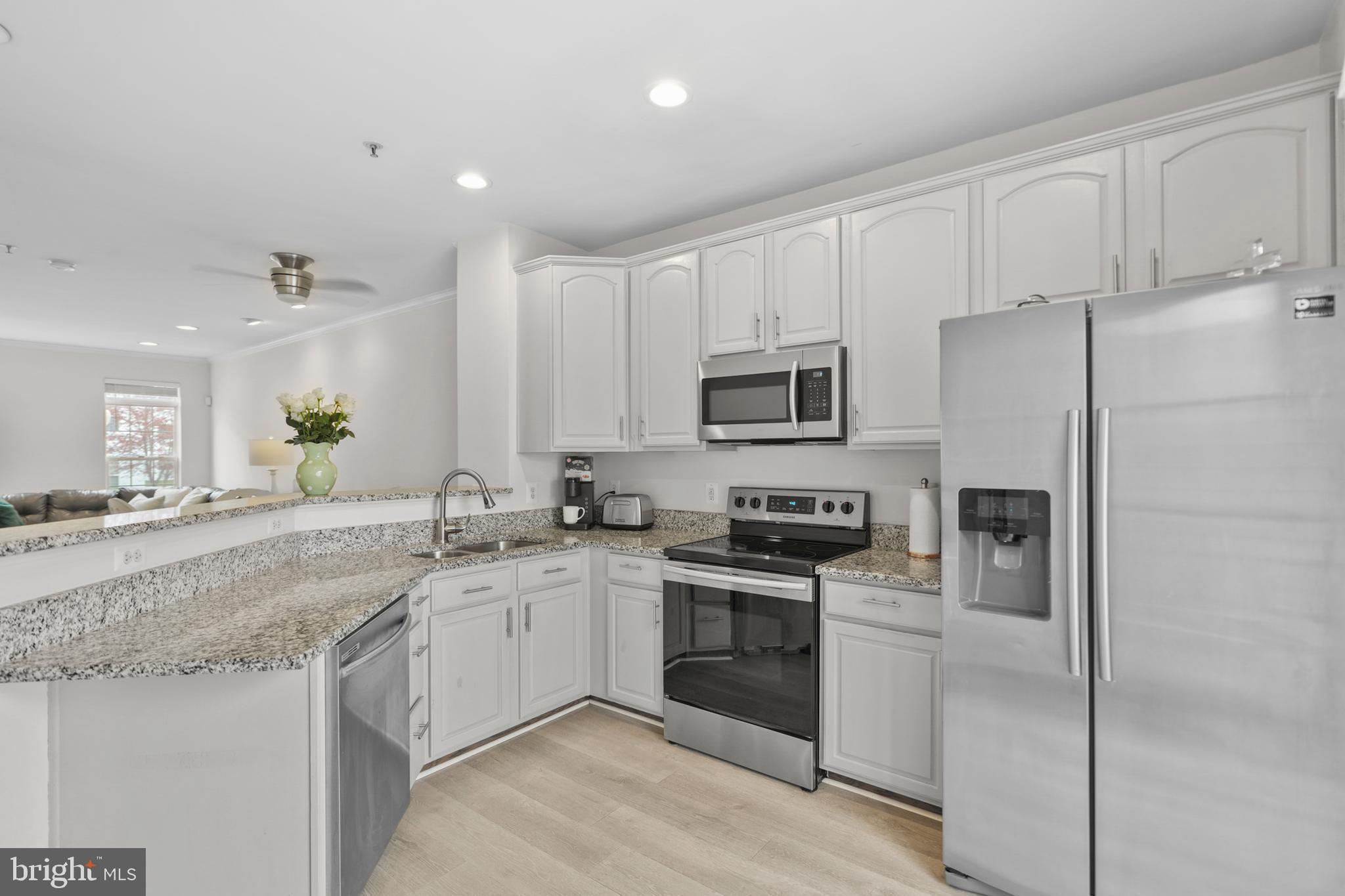 METRO PLACE - Residential