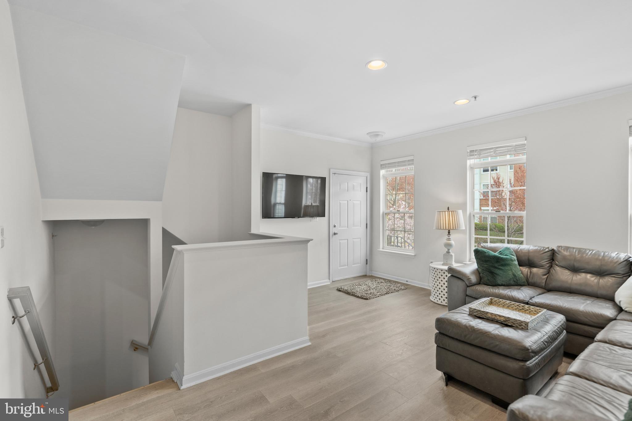 METRO PLACE - Residential