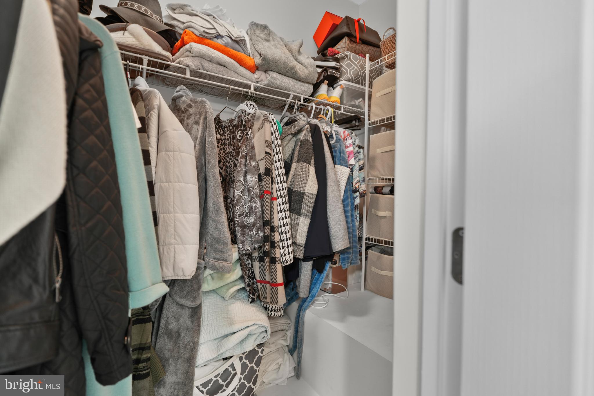 METRO PLACE - Residential