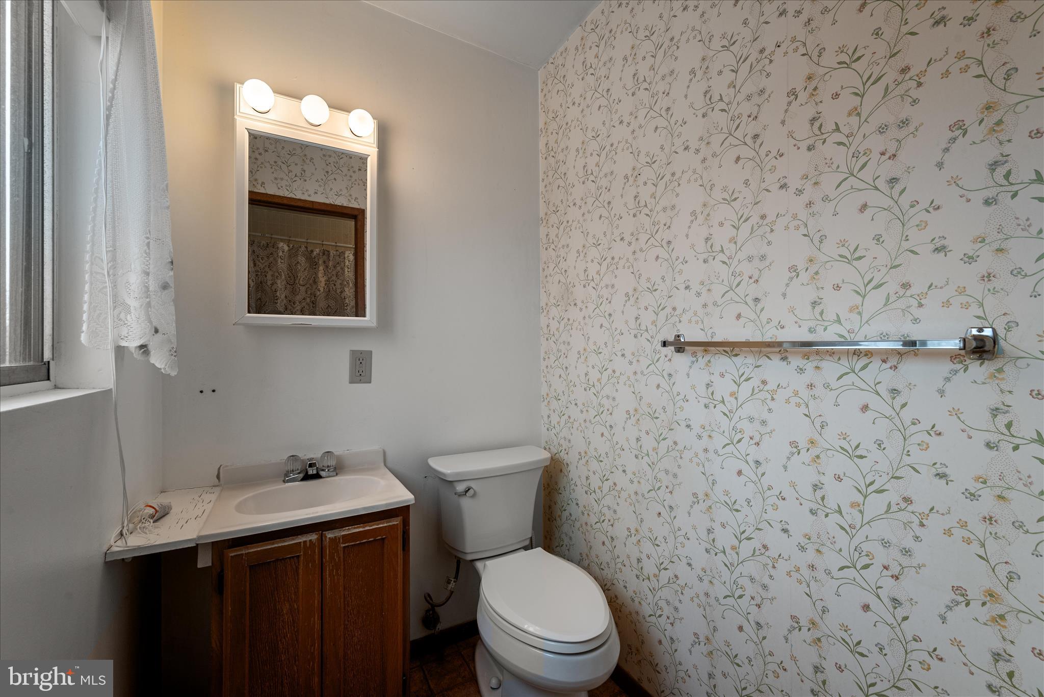 SUNRISE SUMMIT - Residential